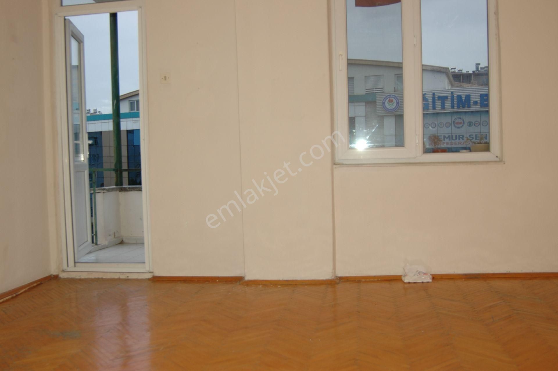 Antalya Muratpaşa Yıldız Mahallesi 5/4 2+1 110m2 18.000tl - Görsel 9