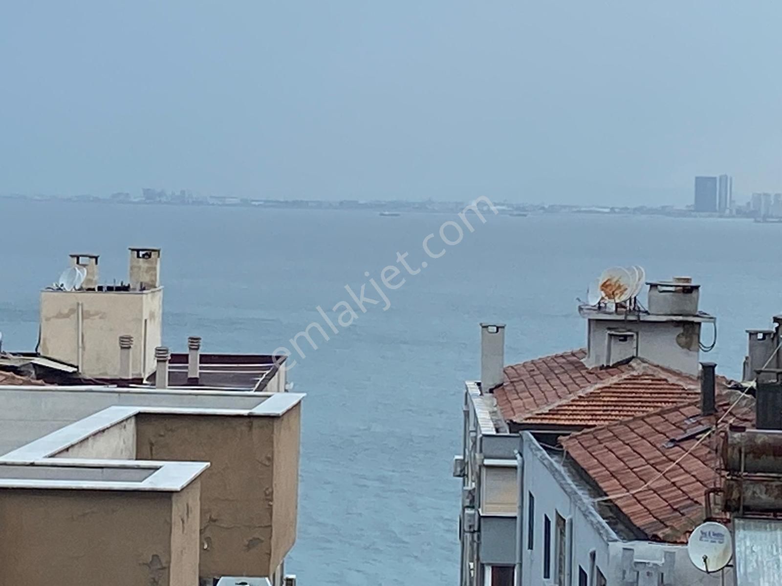 Tarihi Asansör Ylunda Caddeye Yakın Deniz Manzaralı - Görsel 18