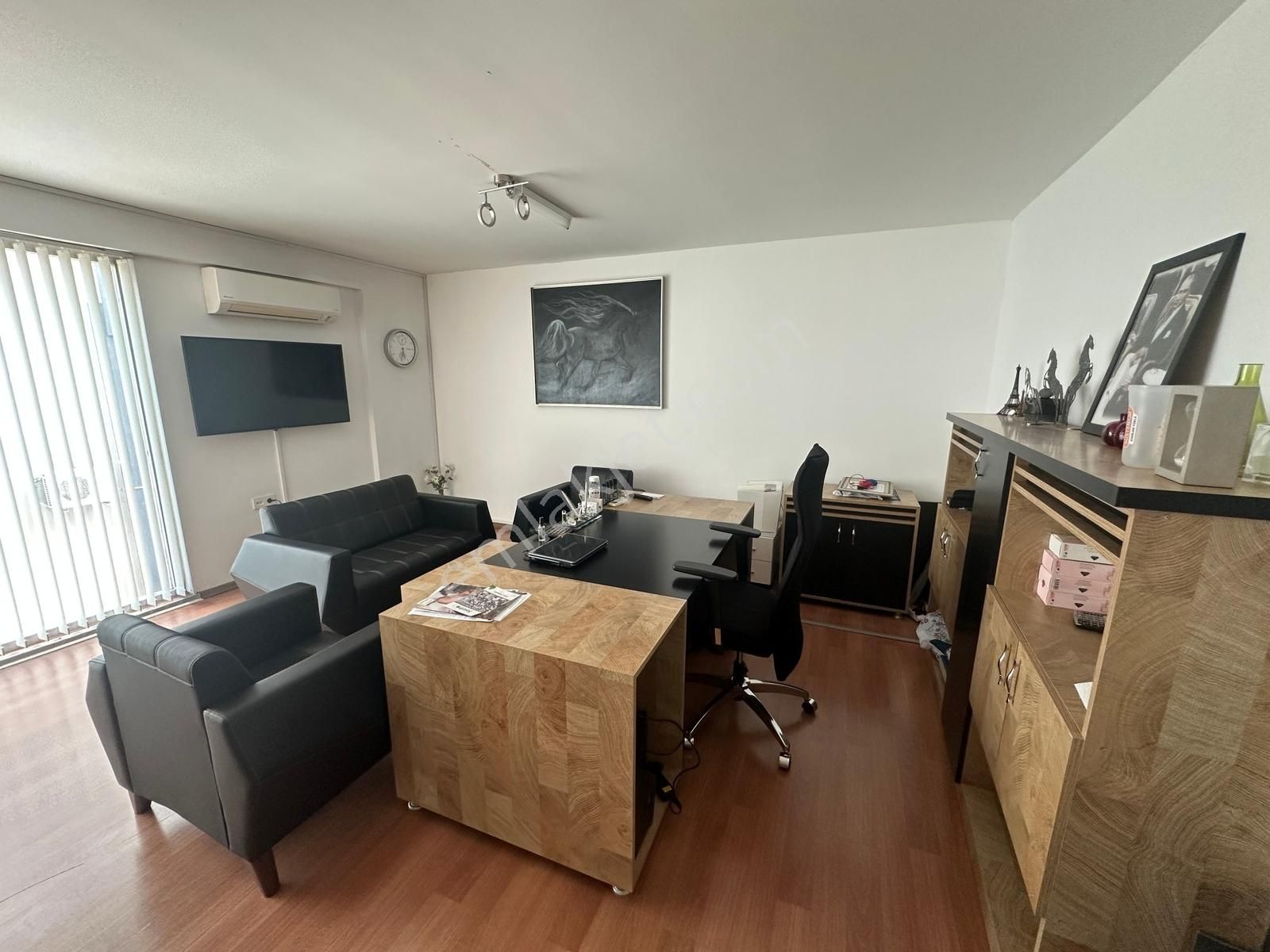 Termessos Bulvarı'na Full Cephe 350 M2 Satılık Kiracılı Dükkan - Görsel 2