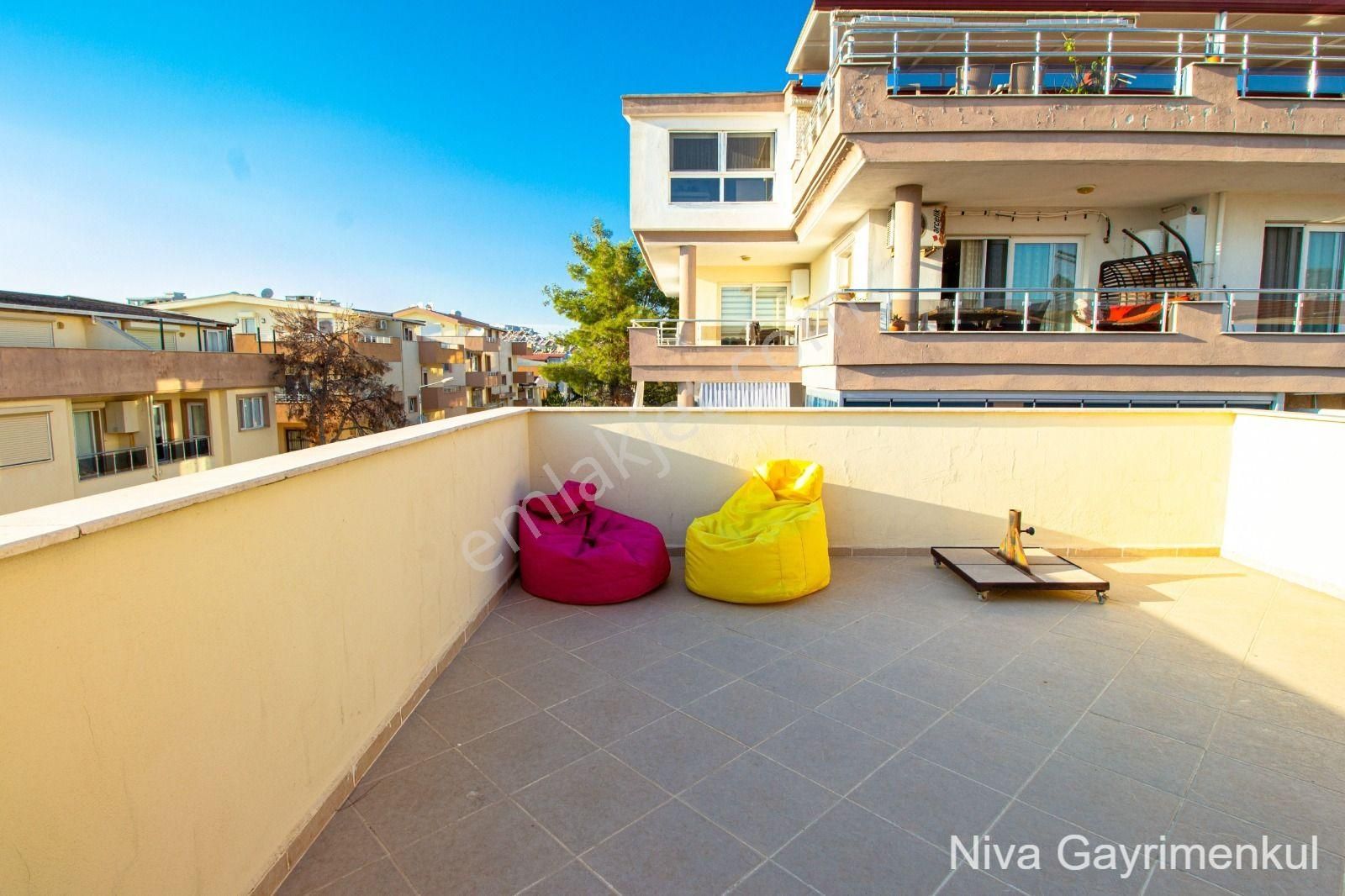 Kadınlardenizinde Çatı Dubleks Daire - Görsel 26