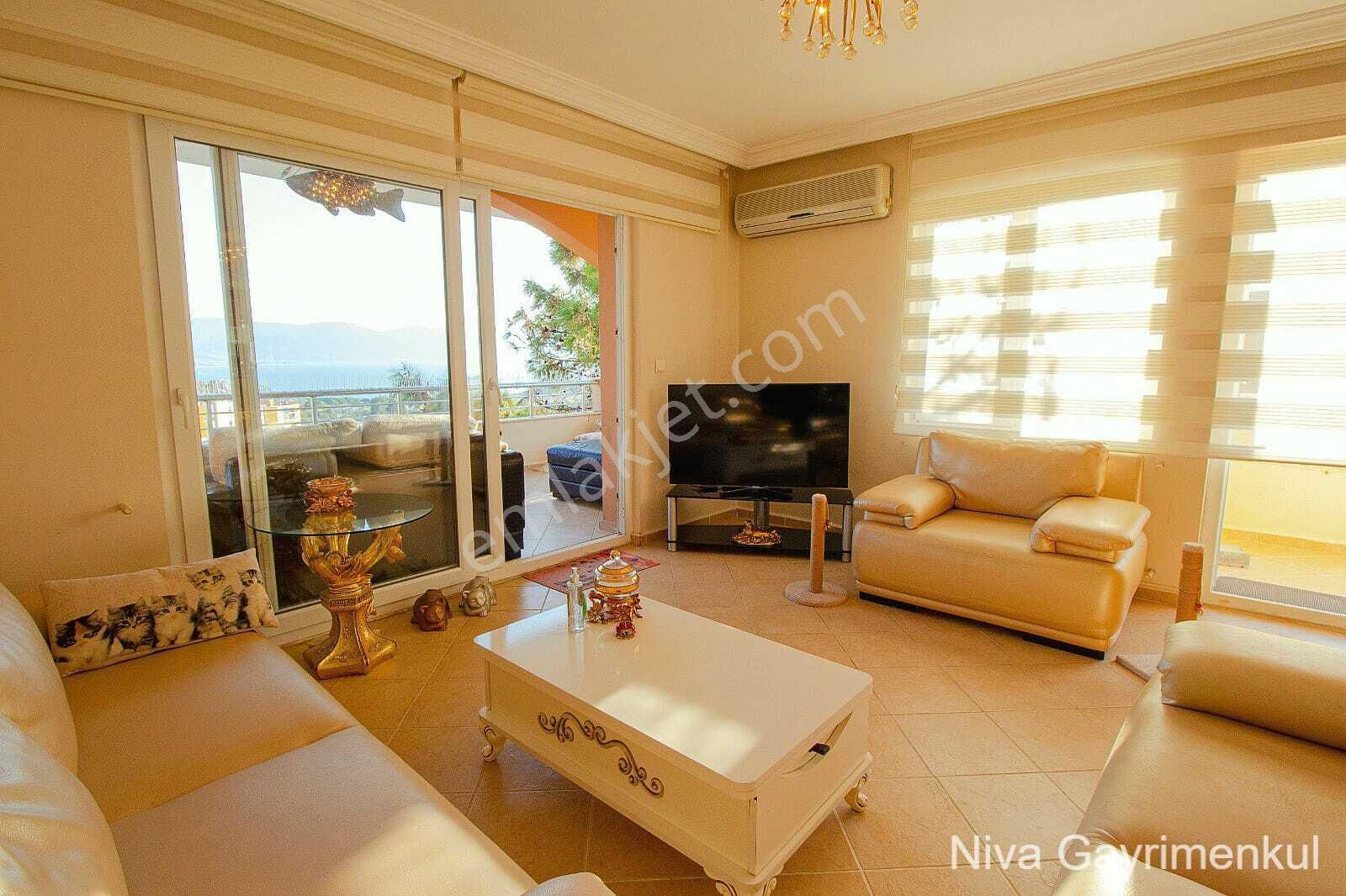 Kadınlardenizinde Çatı Dubleks Daire - Görsel 12