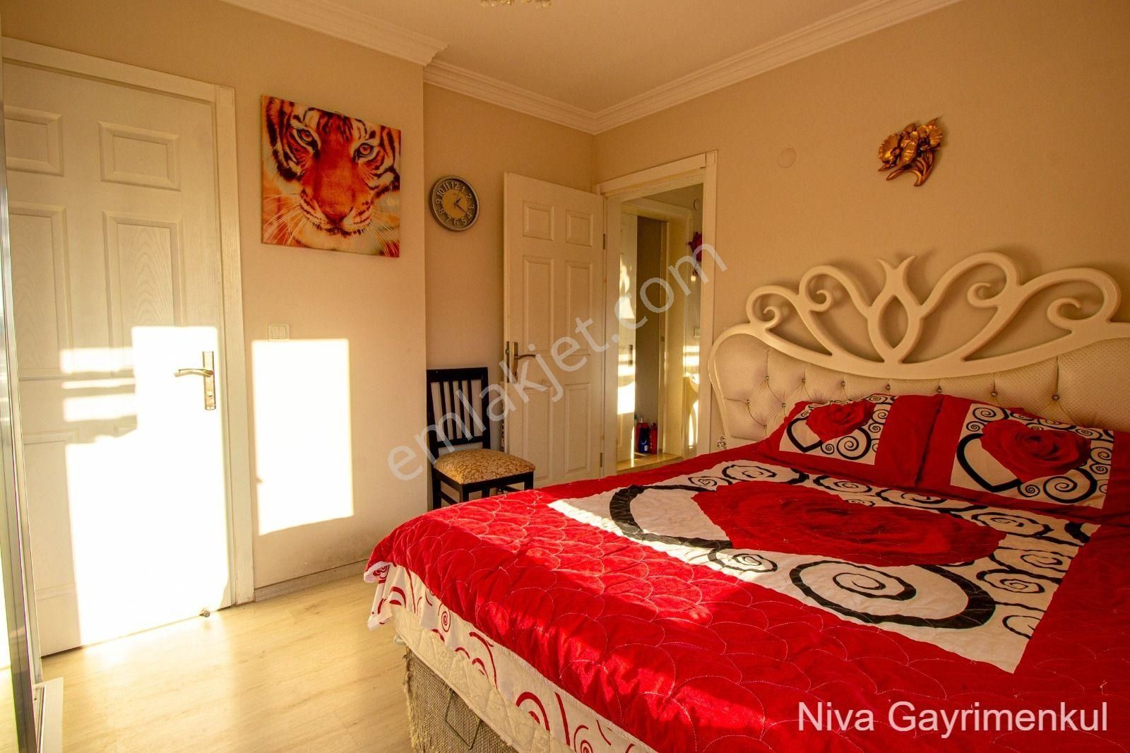 Kadınlardenizinde Çatı Dubleks Daire - Görsel 18