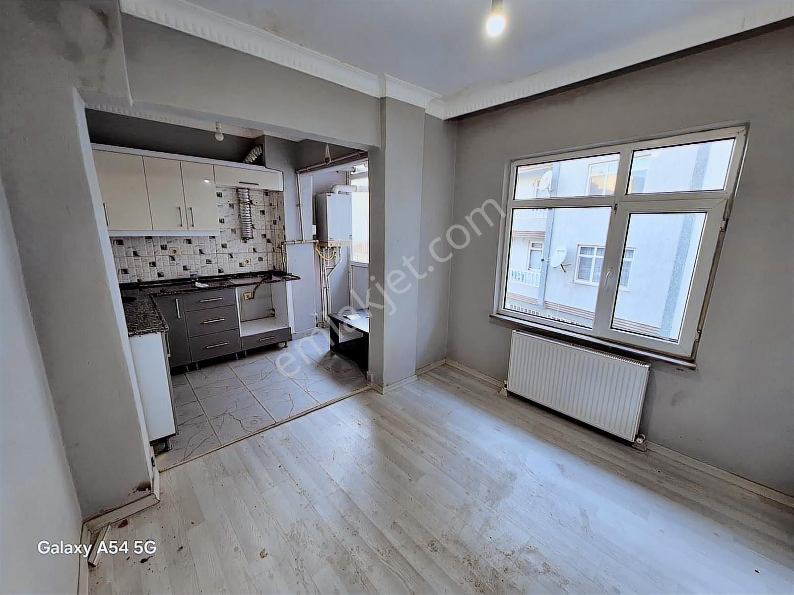 Kemalettin Mahallesinde 2+1 100 M2 Kiralık Daire !!! - Görsel 12