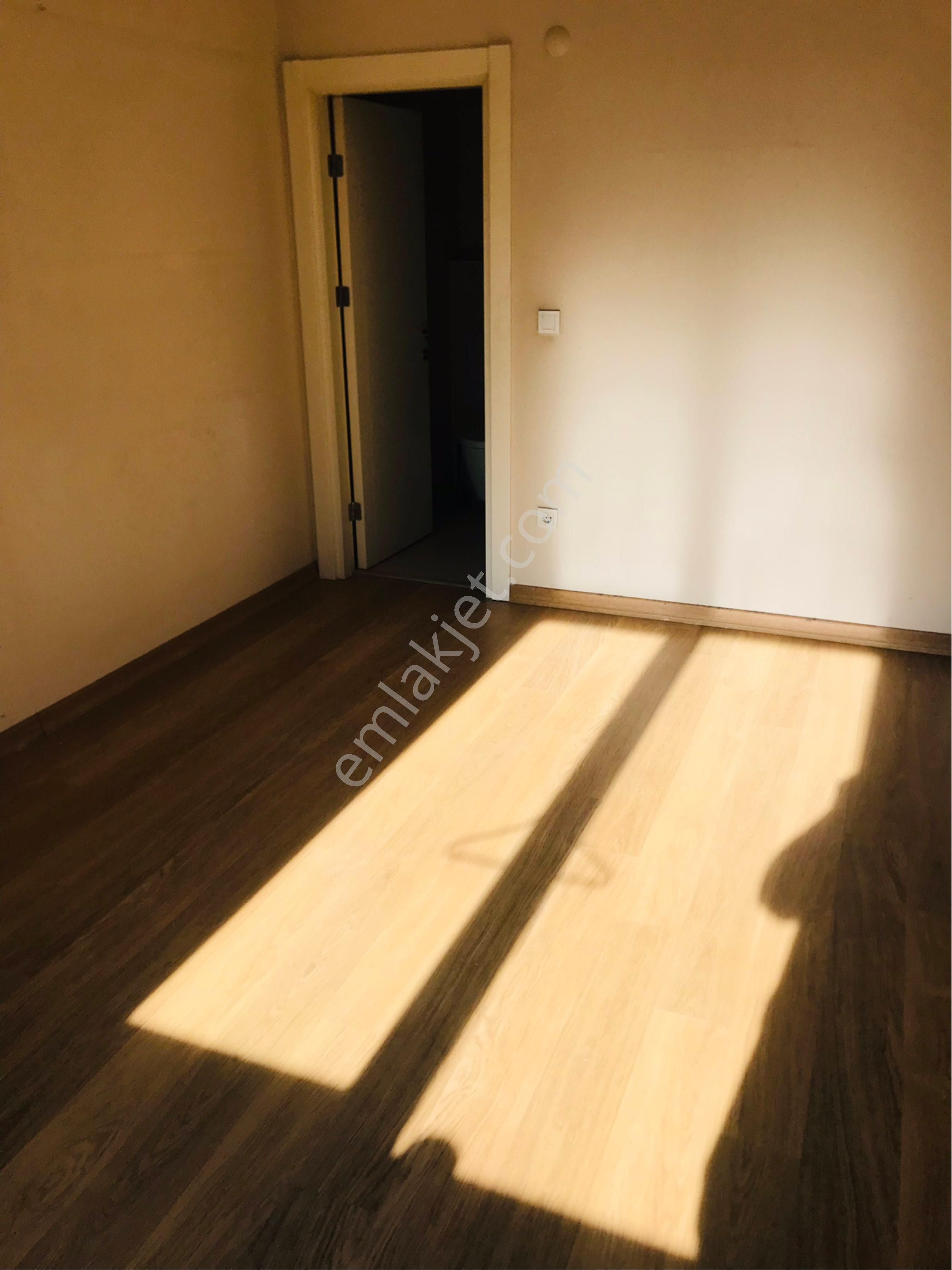Ataşehir Nezih Towers Sitesii Kiralık 2+1 100 M2 Arakat Daire - Görsel 15