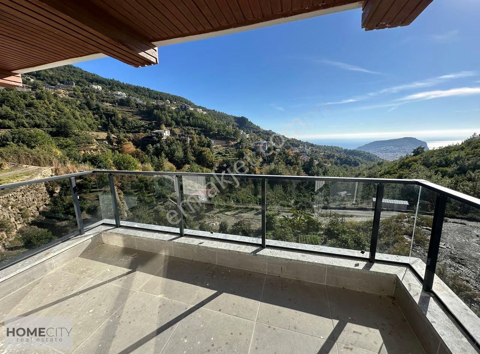 Alanya Tepe 3+2 450m2 Müstakill Tripleks Panoramik Deniz Manzara - Görsel 29