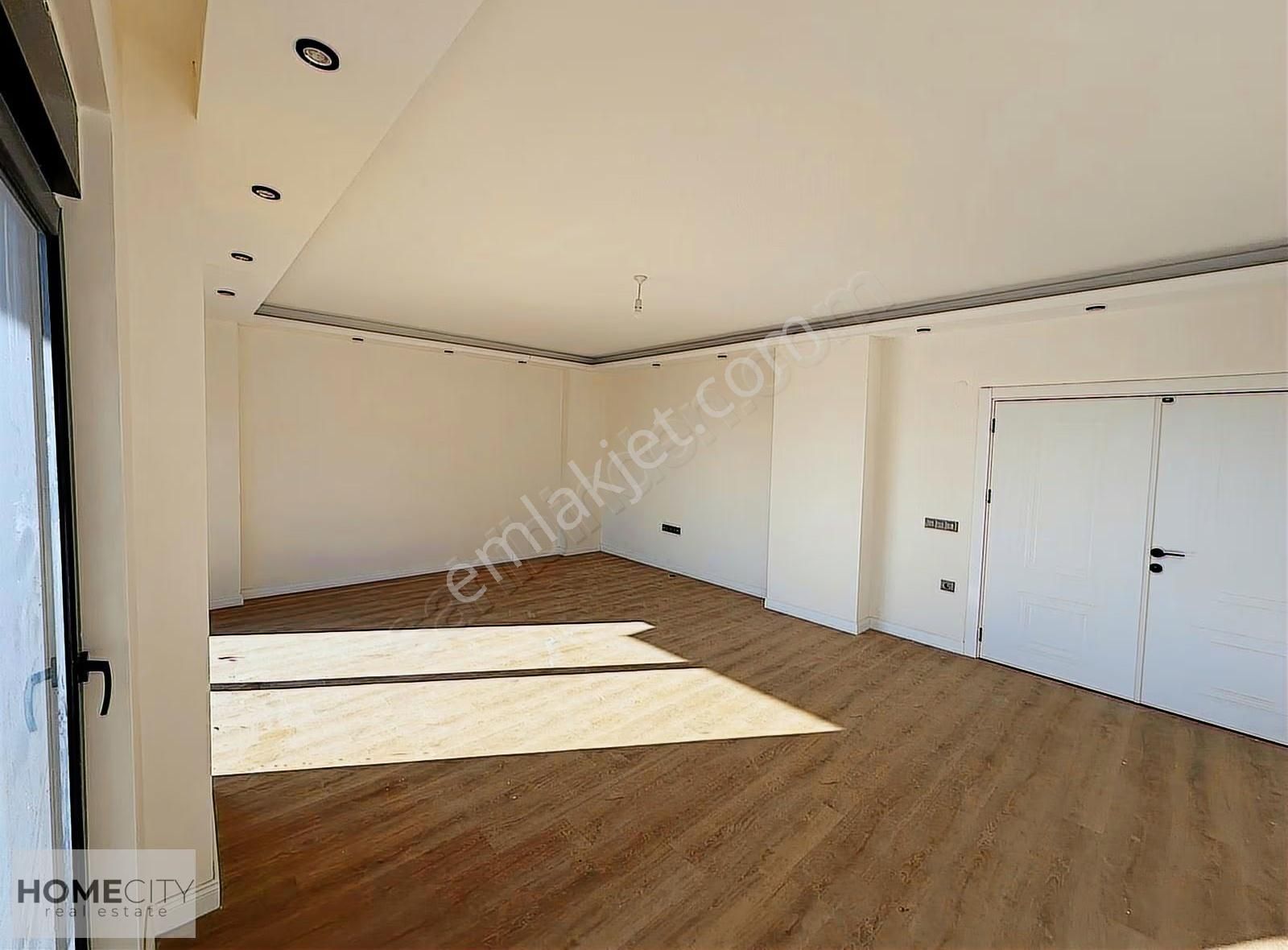 Alanya Tepe 3+2 450m2 Müstakill Tripleks Panoramik Deniz Manzara - Görsel 10