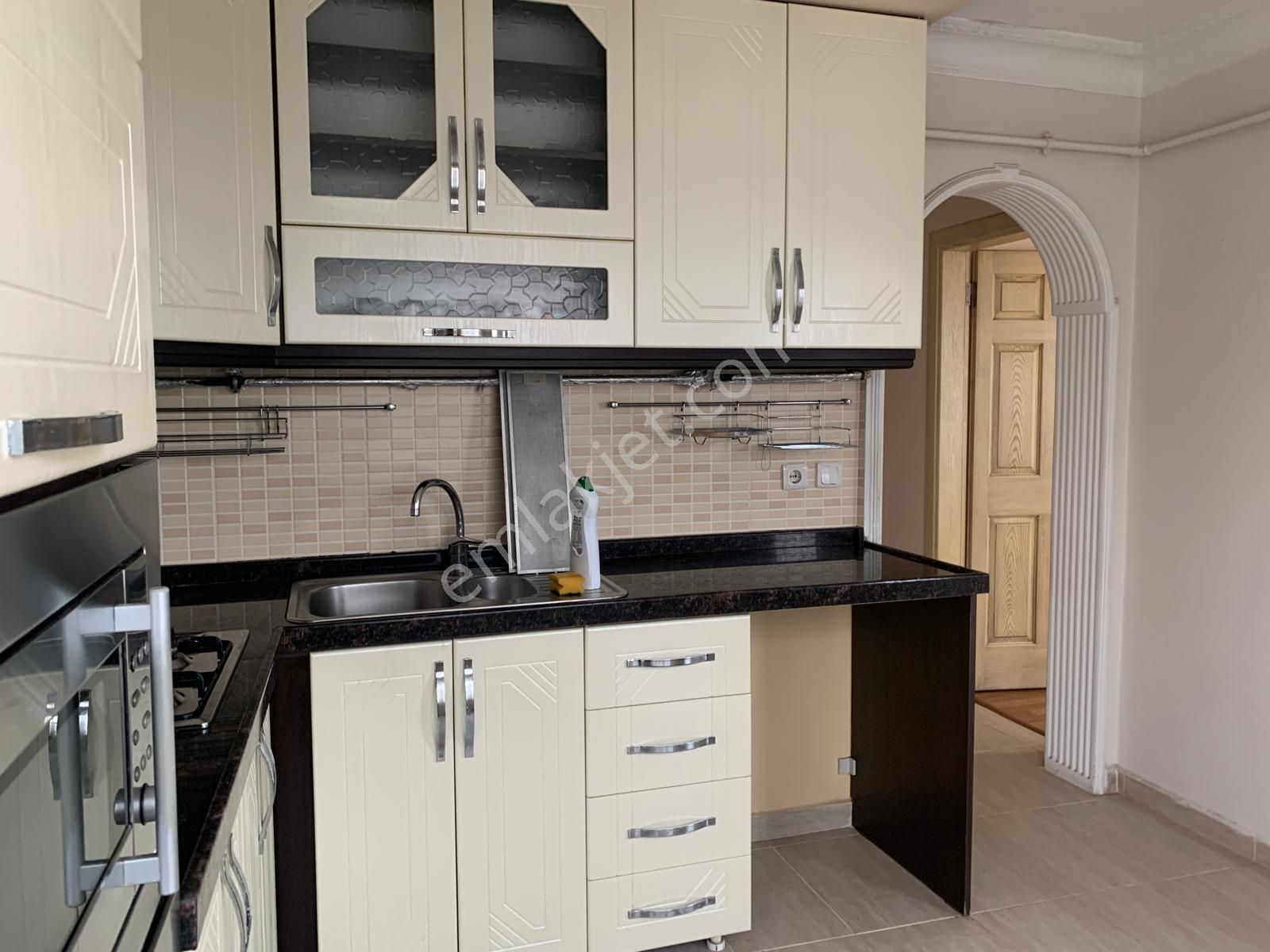 Turyap Leyla Akçınar'dan Teleferik'de 2+1 Kiralık Daire - Görsel 16