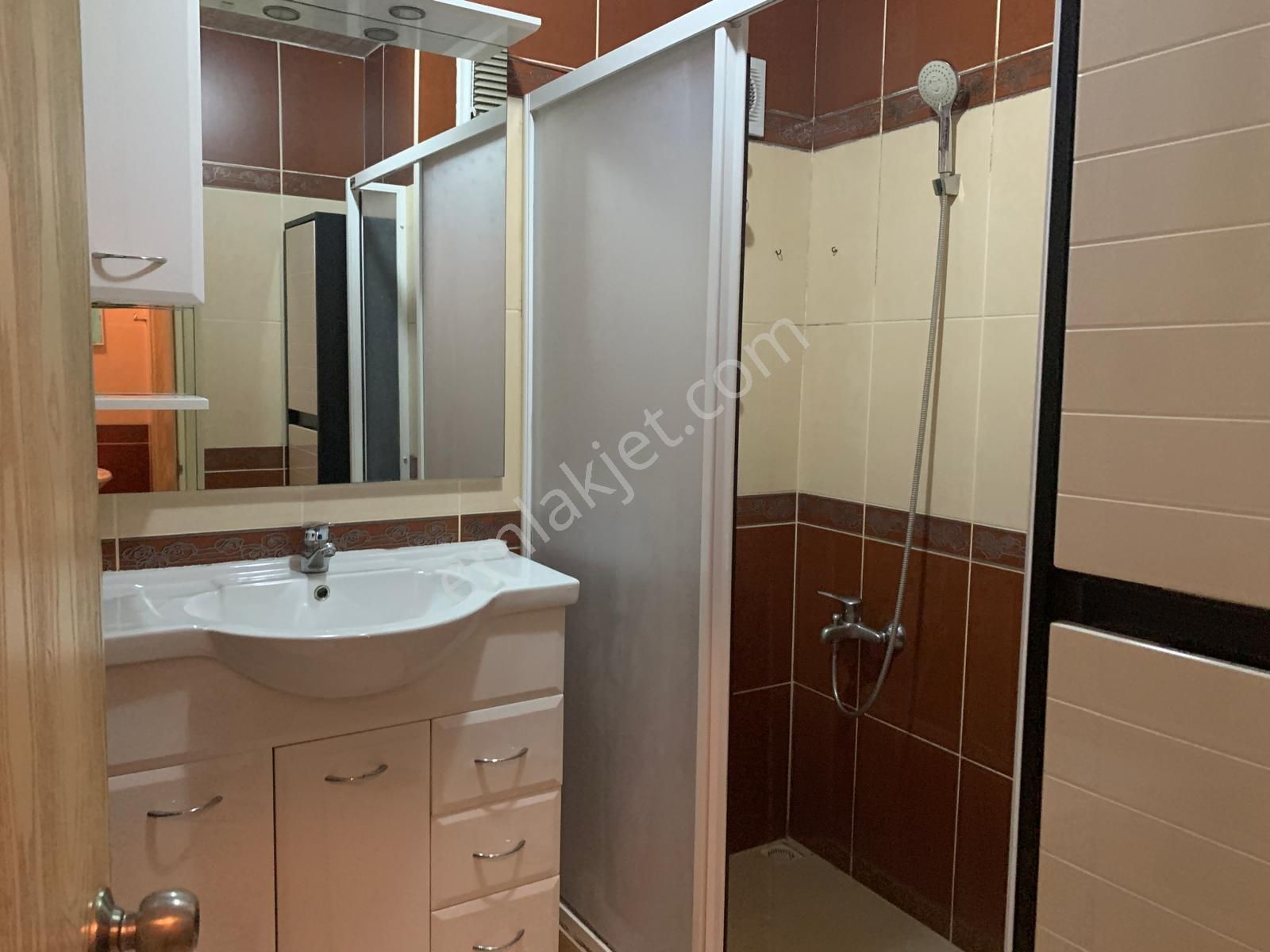 Turyap Leyla Akçınar'dan Teleferik'de 2+1 Kiralık Daire - Görsel 18