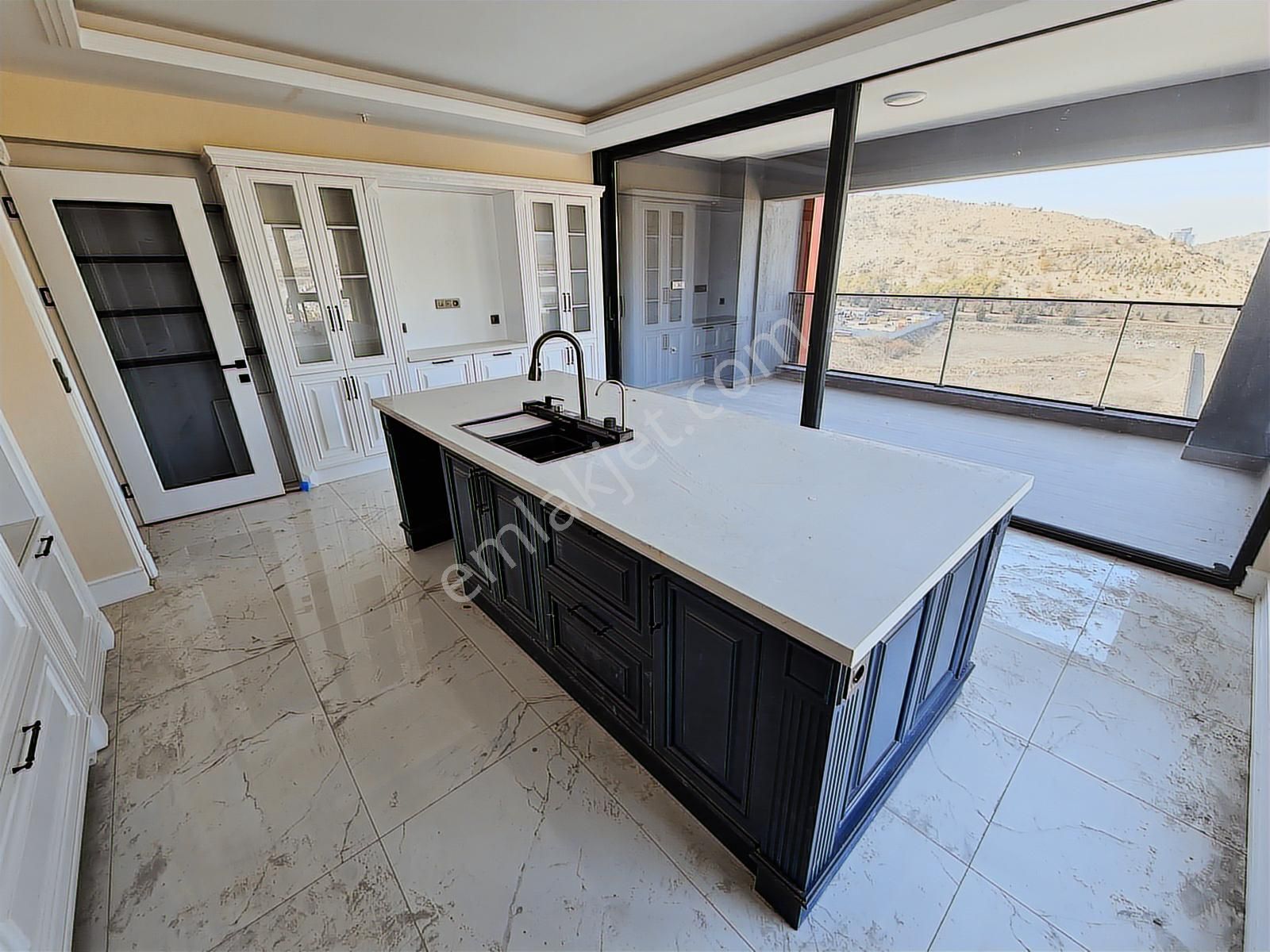 Realty Gate'ten Tercih Edilen Projede Bulvarı Cepheli Lüks 4+1 - Görsel 30