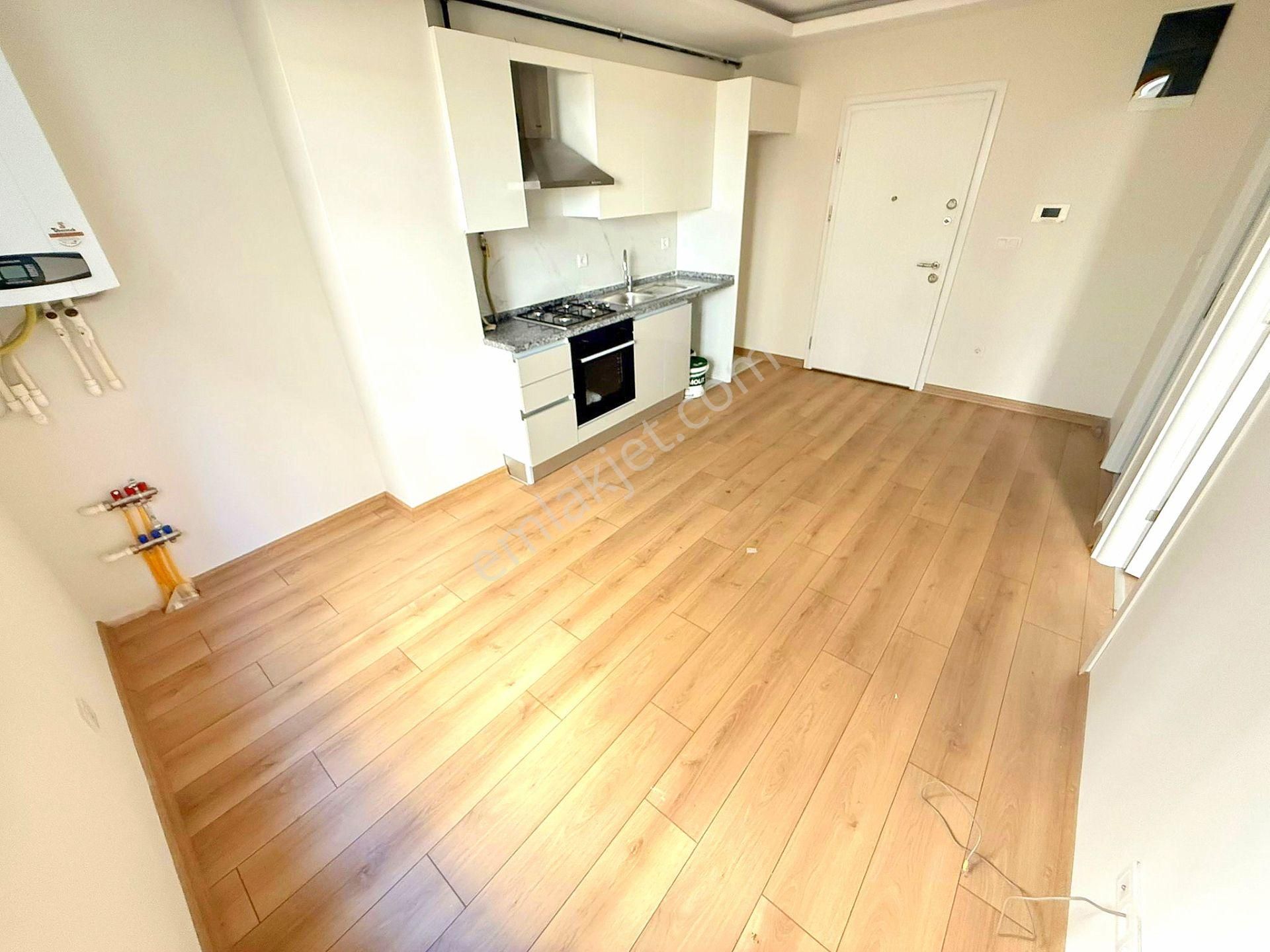 ▃birikim▃ Küçükyalı'da Yeni Binada Ulaşıma Yakın Ara Kat Boş 1+1 - Görsel 7