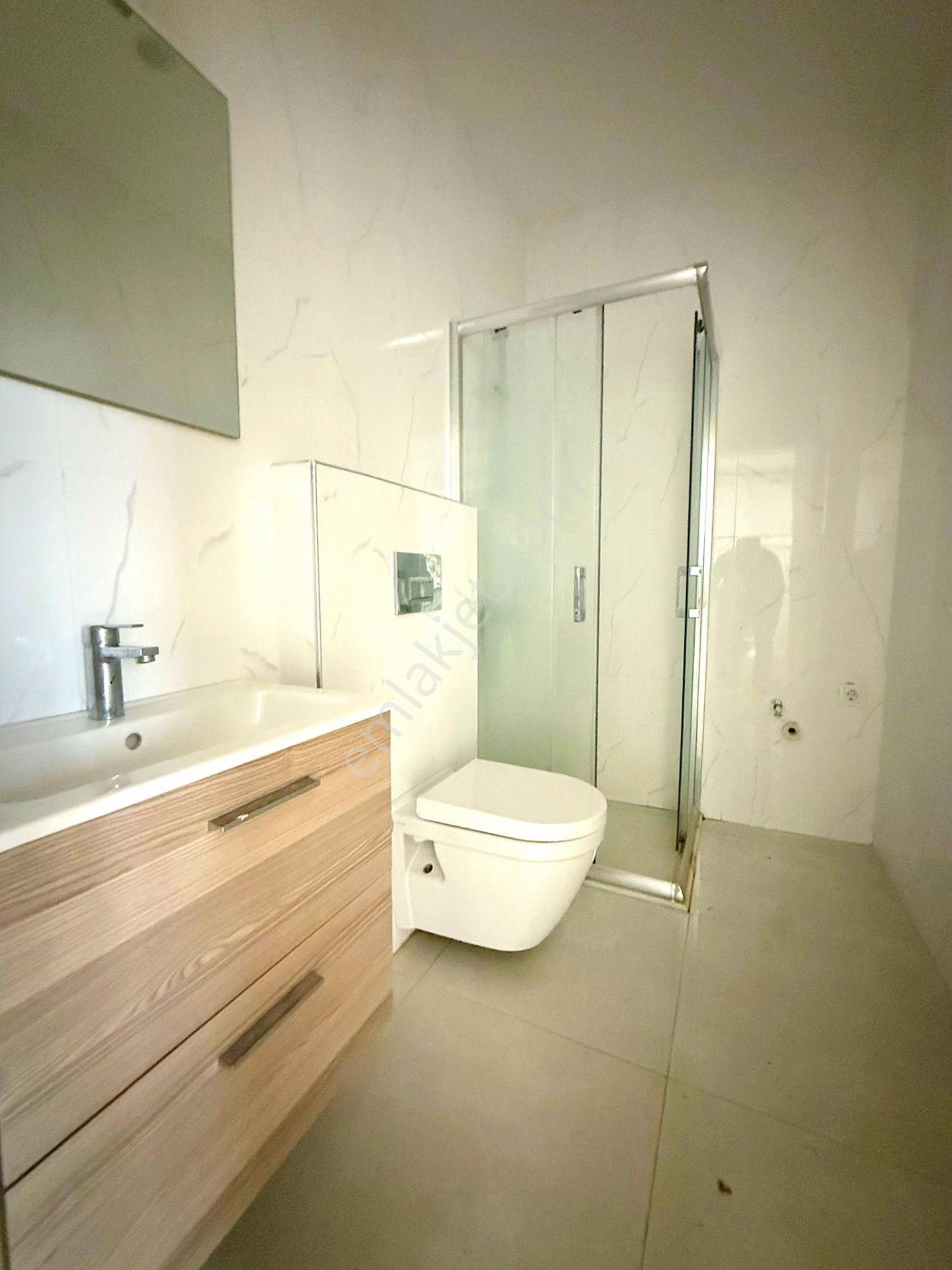 ▃birikim▃ Küçükyalı'da Yeni Binada Ulaşıma Yakın Ara Kat Boş 1+1 - Görsel 8