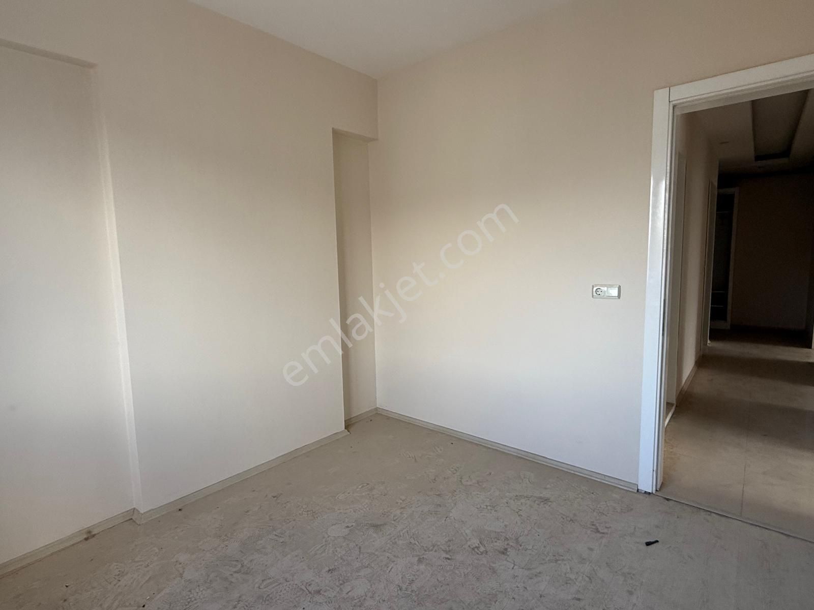 Eskidjiden Zeytinköyde Satılık 2+1 Fırsat Daireler ! - Görsel 2