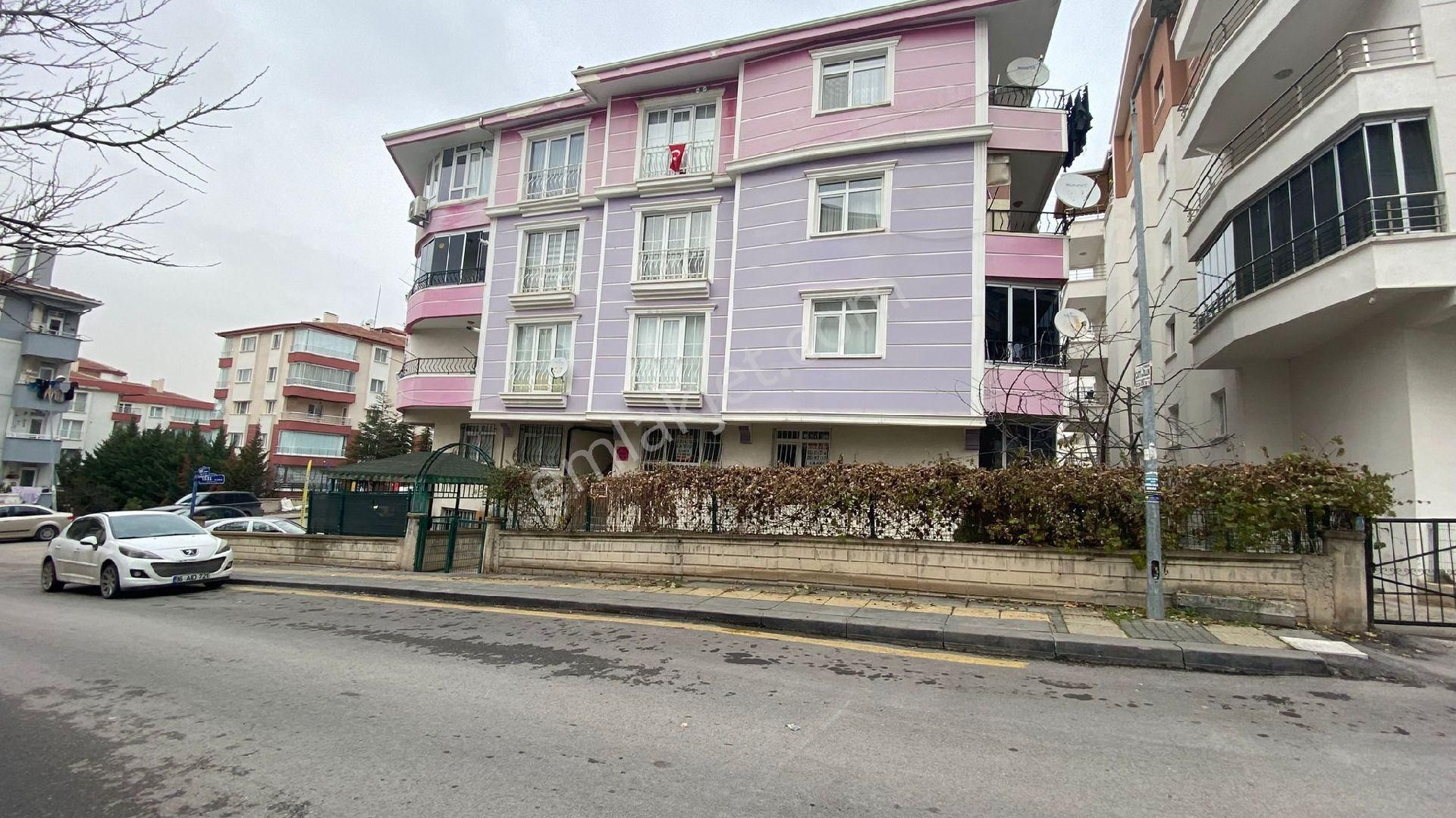 Çakır'dan Topçu Mah.*ebeveny Banyolu* Full Yapılı Kiralık Daire