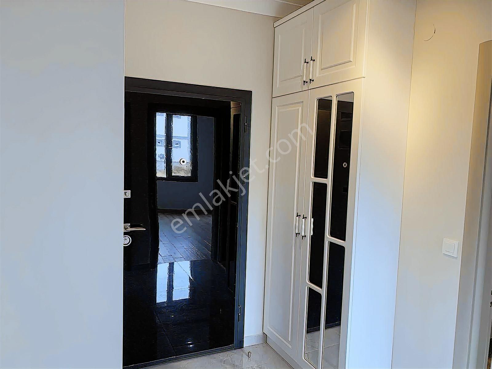 Era Angel Dan Altınovada 2+1 Bahçeli Otoparklı Verandalı Daire - Görsel 23