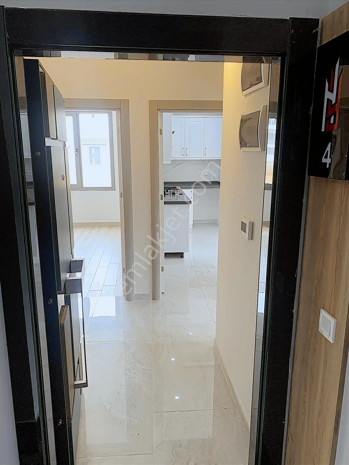 Era Angel Dan Altınovada 2+1 Bahçeli Otoparklı Verandalı Daire - Görsel 3