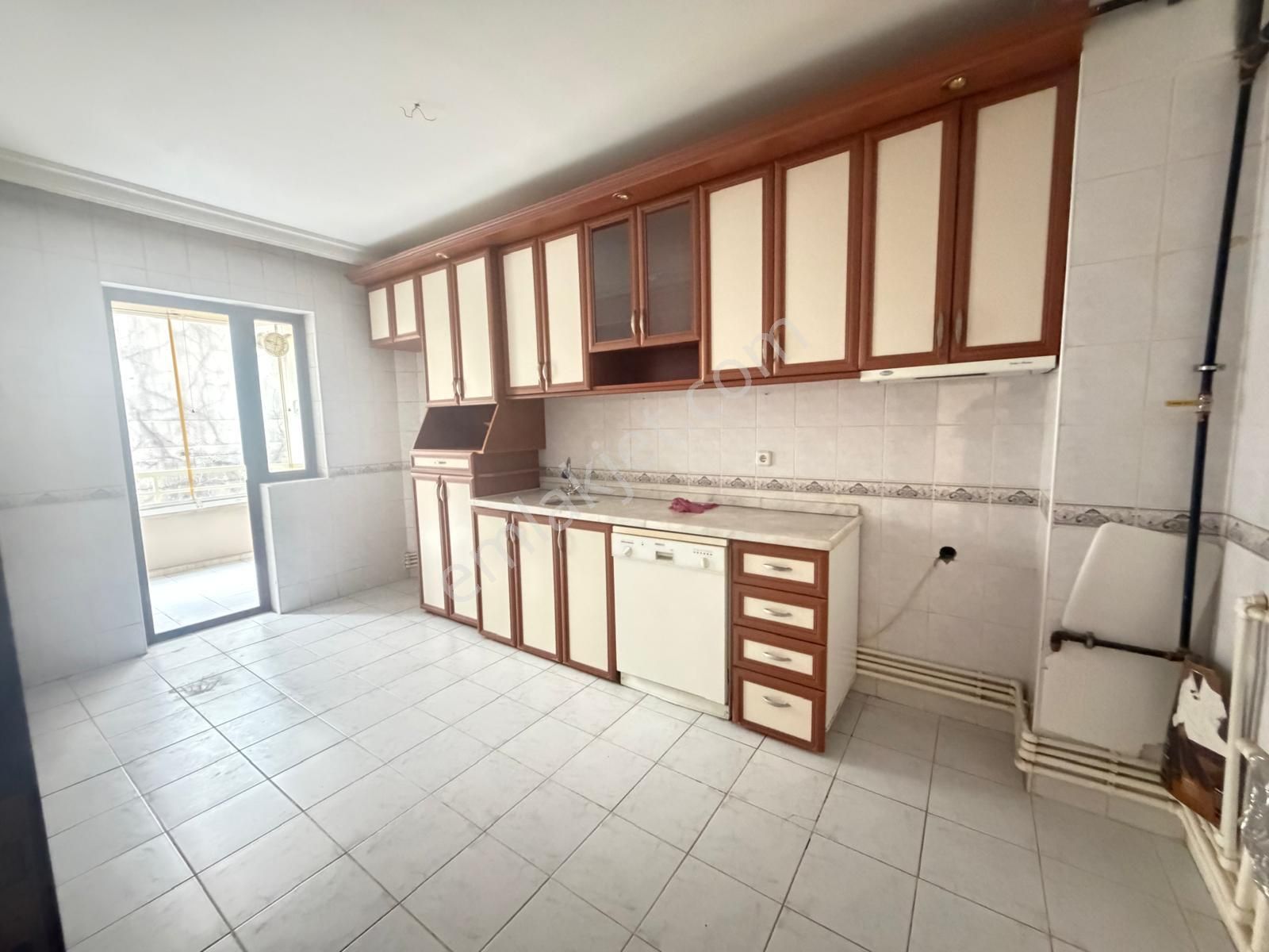 Atanora Vadi'den Kabil Cad Pareleli Ara Katta 3+1 145 M Asansörlü Daire - Görsel 17