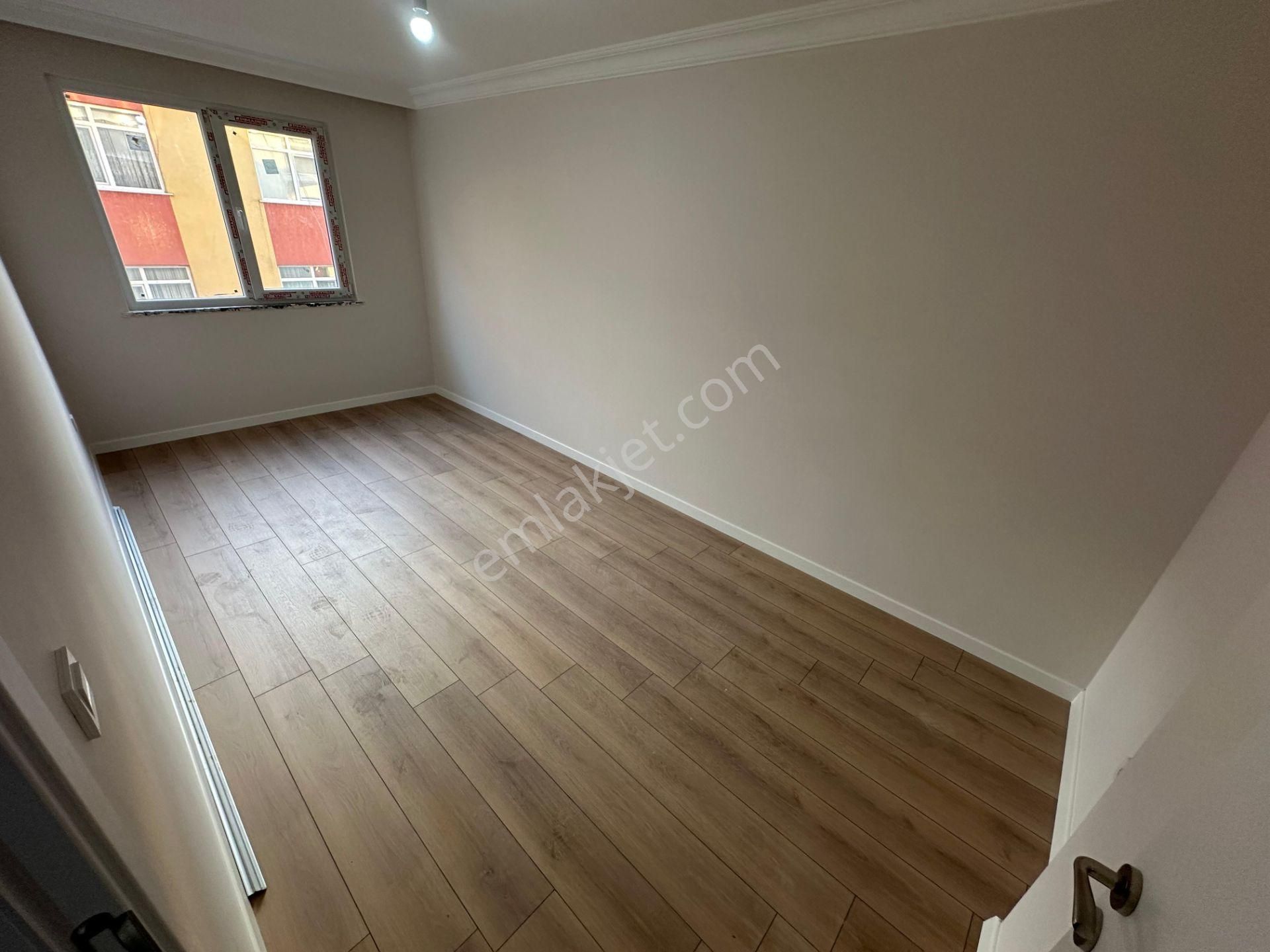 Yeni Binada Metroya Çok Yakın Geniş İskanlı 3+1 - Görsel 18