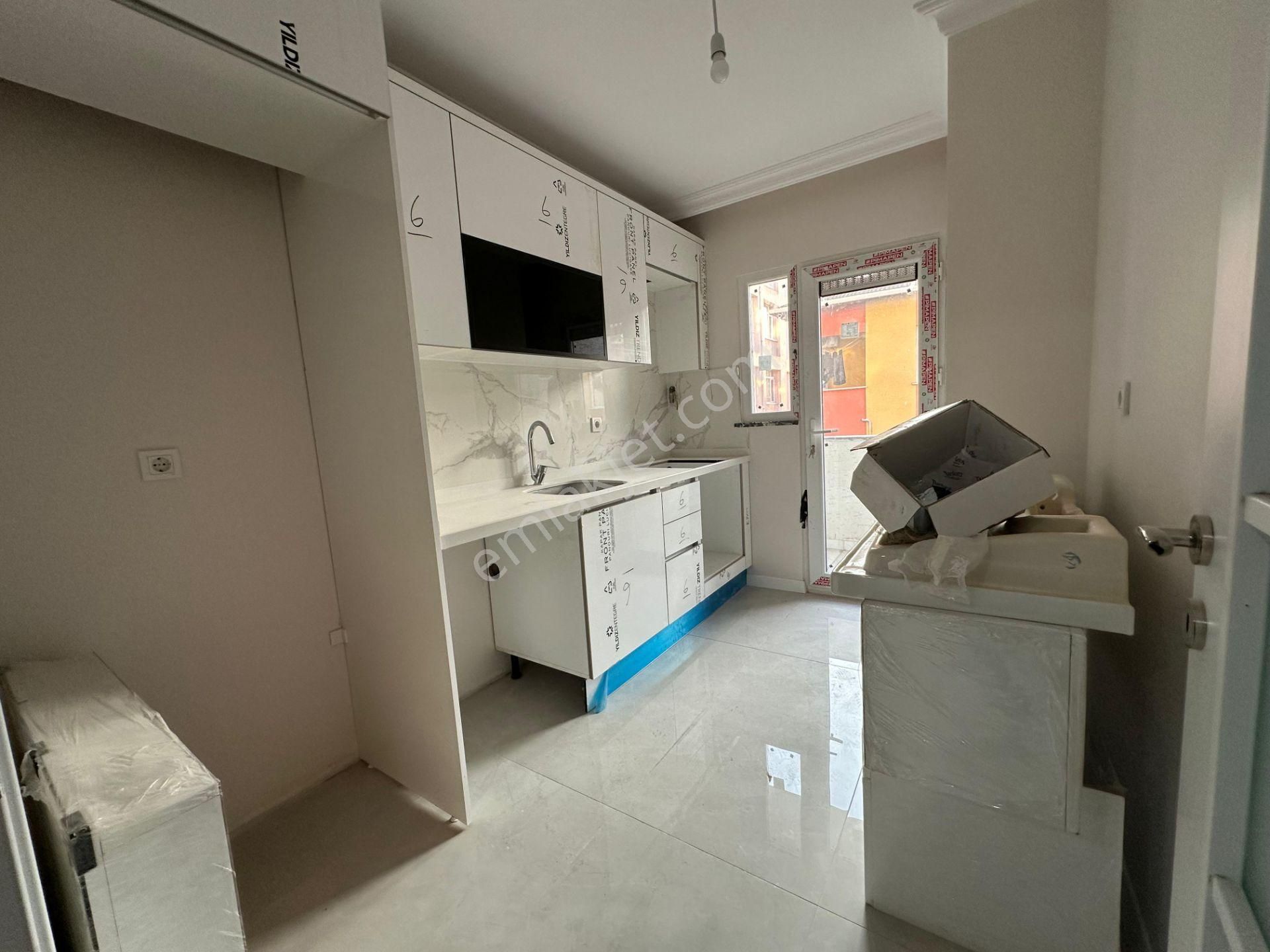 Yeni Binada Metroya Çok Yakın Geniş İskanlı 3+1 - Görsel 27