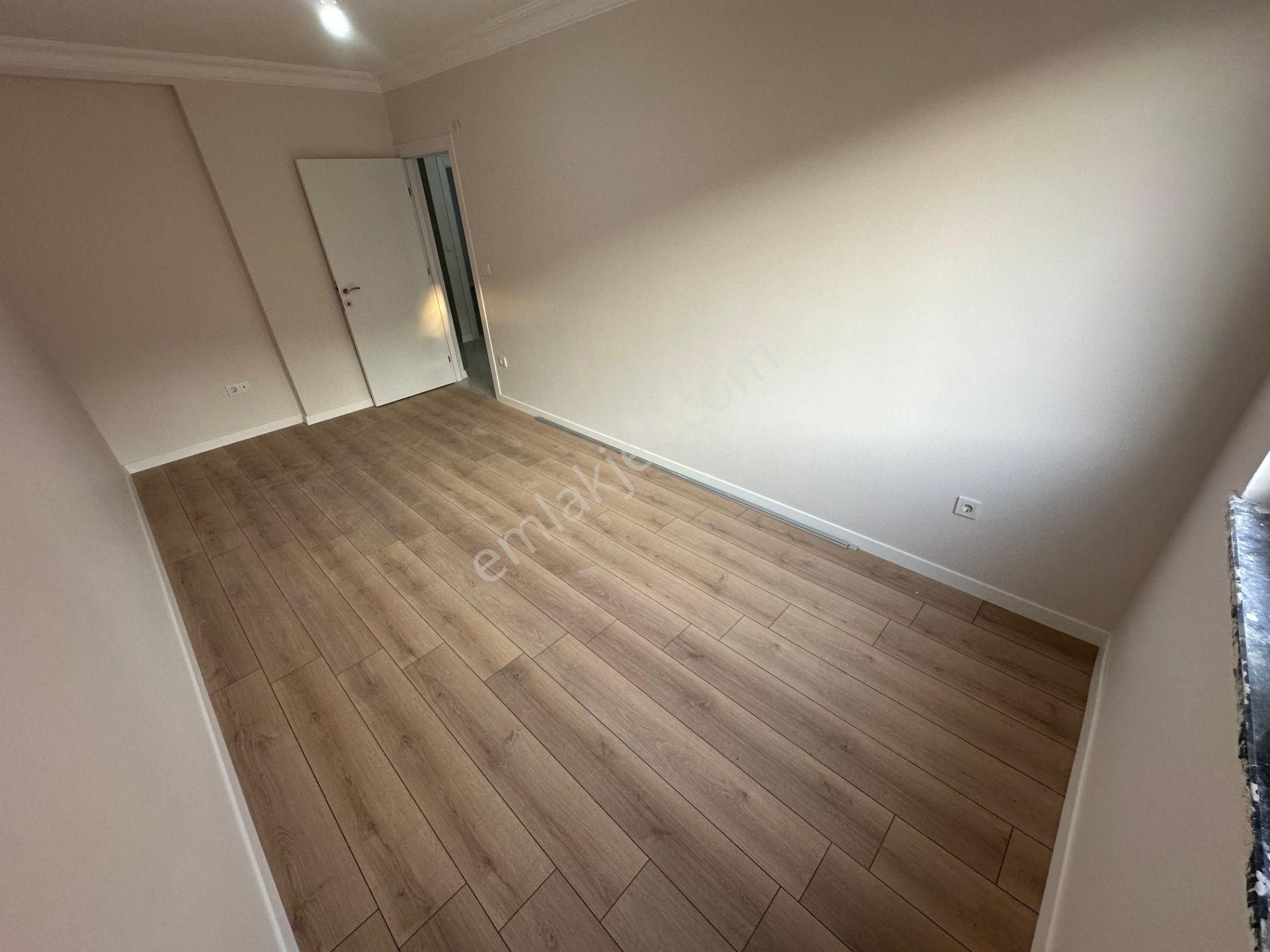 Yeni Binada Metroya Çok Yakın Geniş İskanlı 3+1 - Görsel 21