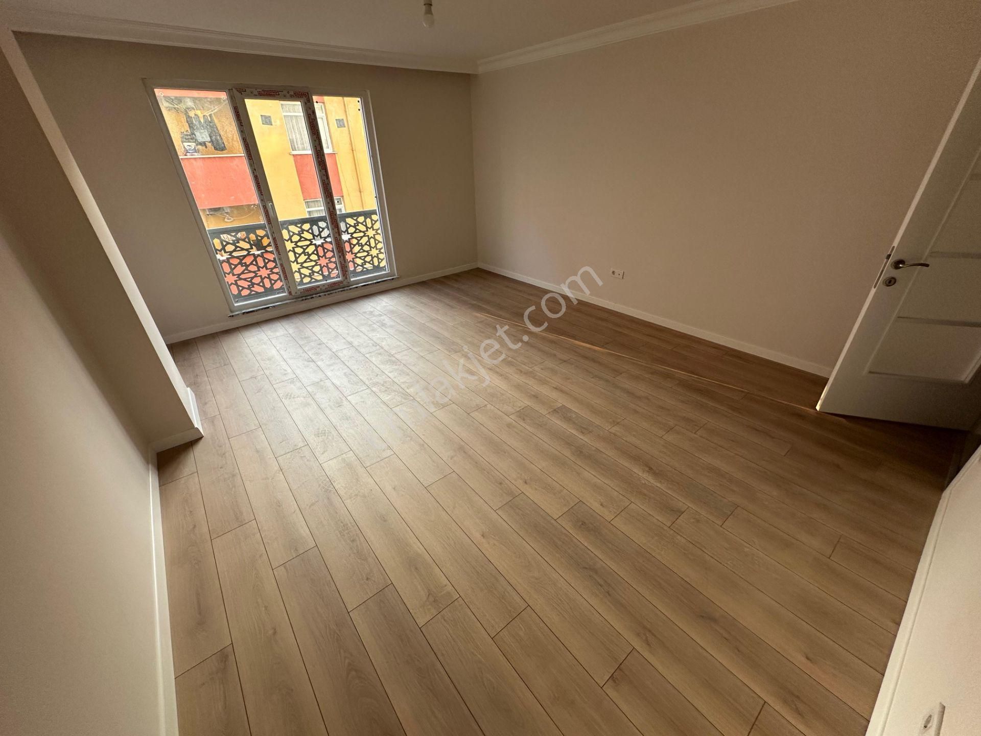 Yeni Binada Metroya Çok Yakın Geniş İskanlı 3+1 - Görsel 4