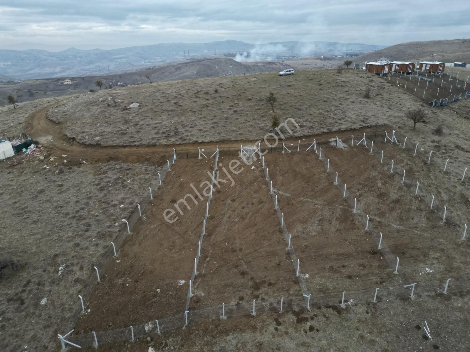 Bulvar Gayrimenkulden Satılık Tapulu Telle Çevrili Merkeze Yakın Arsa - Görsel 10