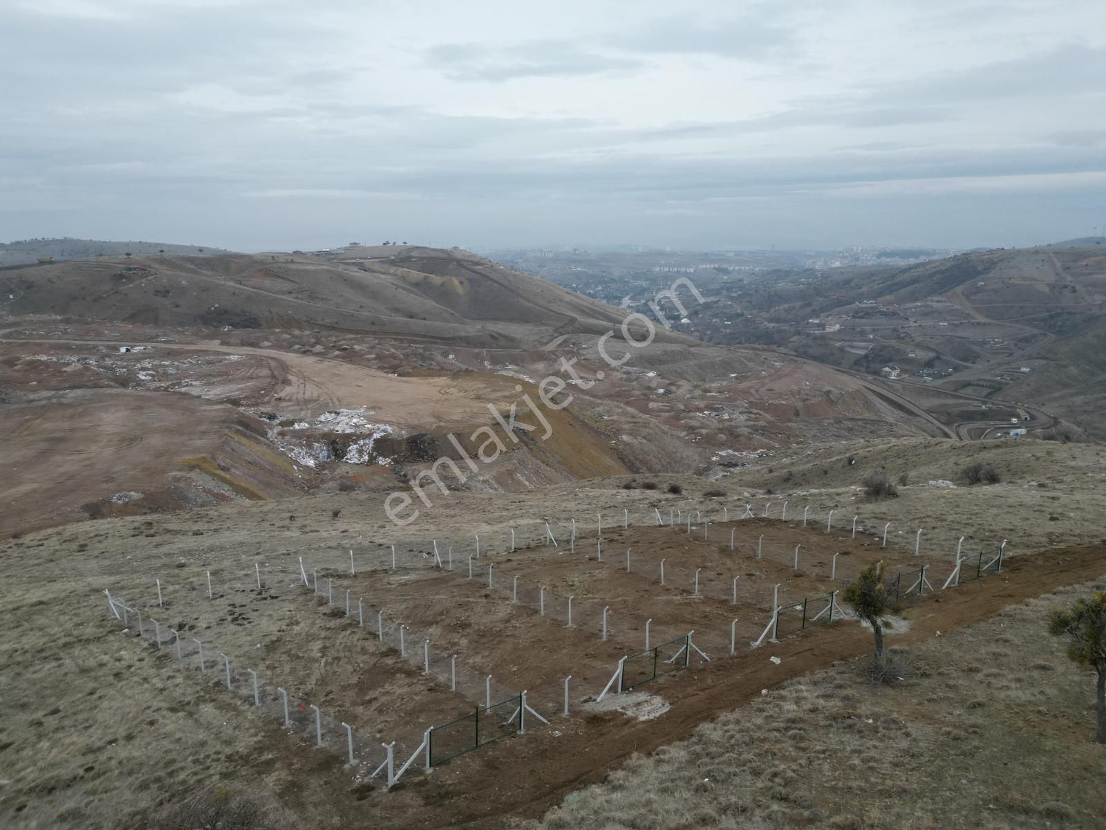 Bulvar Gayrimenkulden Satılık Tapulu Telle Çevrili Merkeze Yakın Arsa - Görsel 18