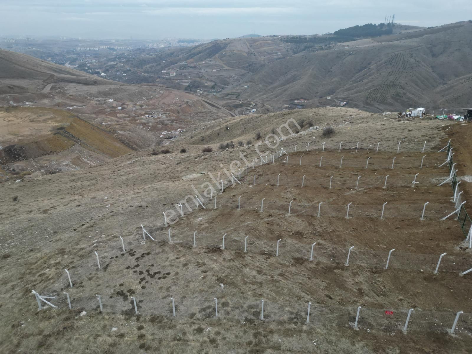 Bulvar Gayrimenkulden Satılık Tapulu Telle Çevrili Merkeze Yakın Arsa - Görsel 14