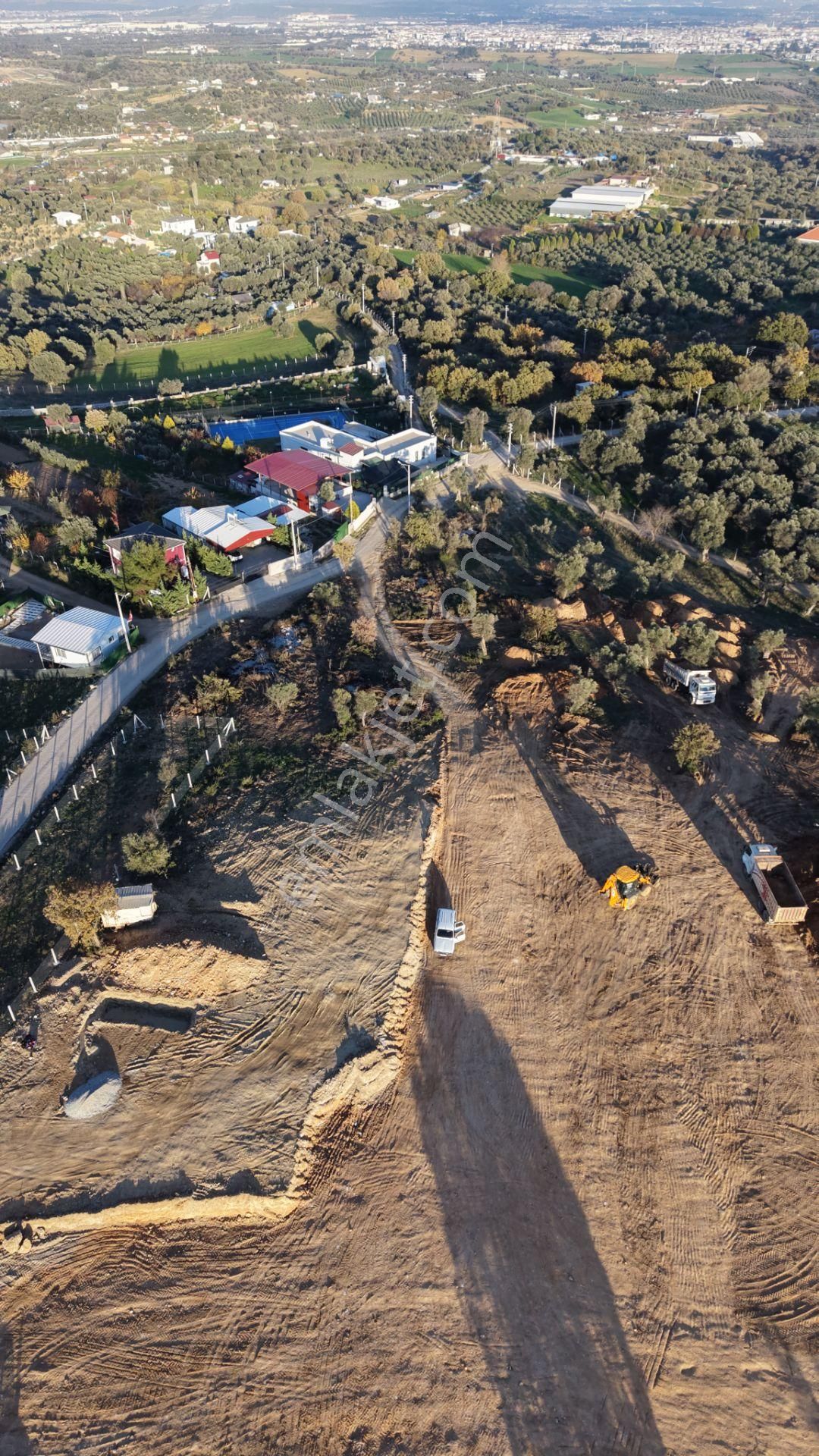 Menderes Akçaköyde Satılık Tapulu 224 M2 Muhteşem Manzaralı Yatırımlık Bahçeler - Görsel 28