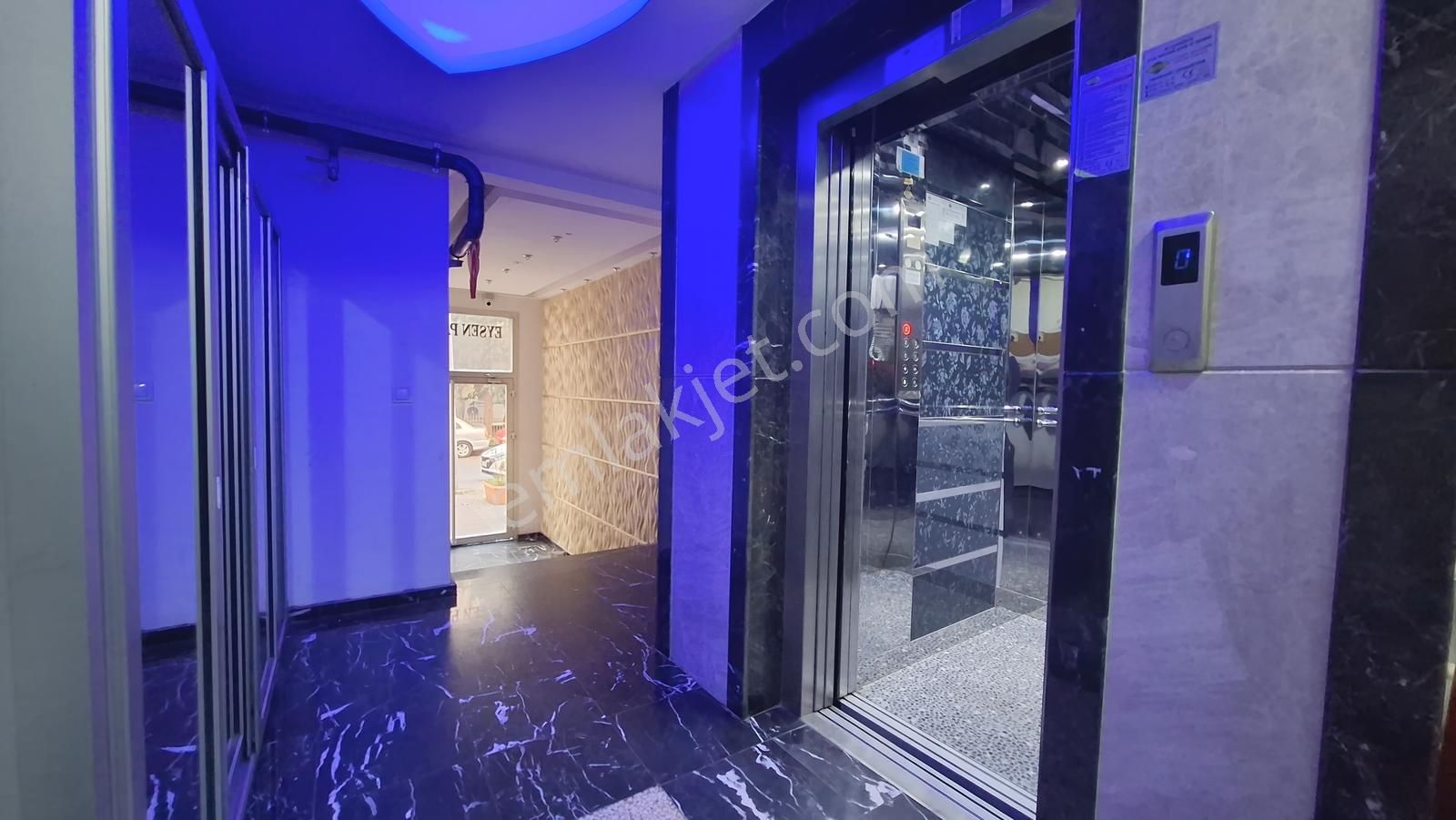 Ege Üniversite Hastanesi Karşısı Full Eşyalı 1+1 Kiralık Daire - Görsel 9