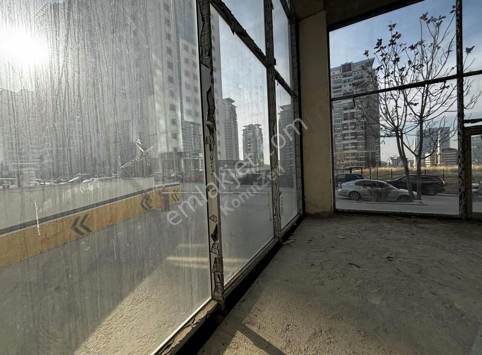 Çukurambarda 1000 M2 Satılık Dükkan - Görsel 11