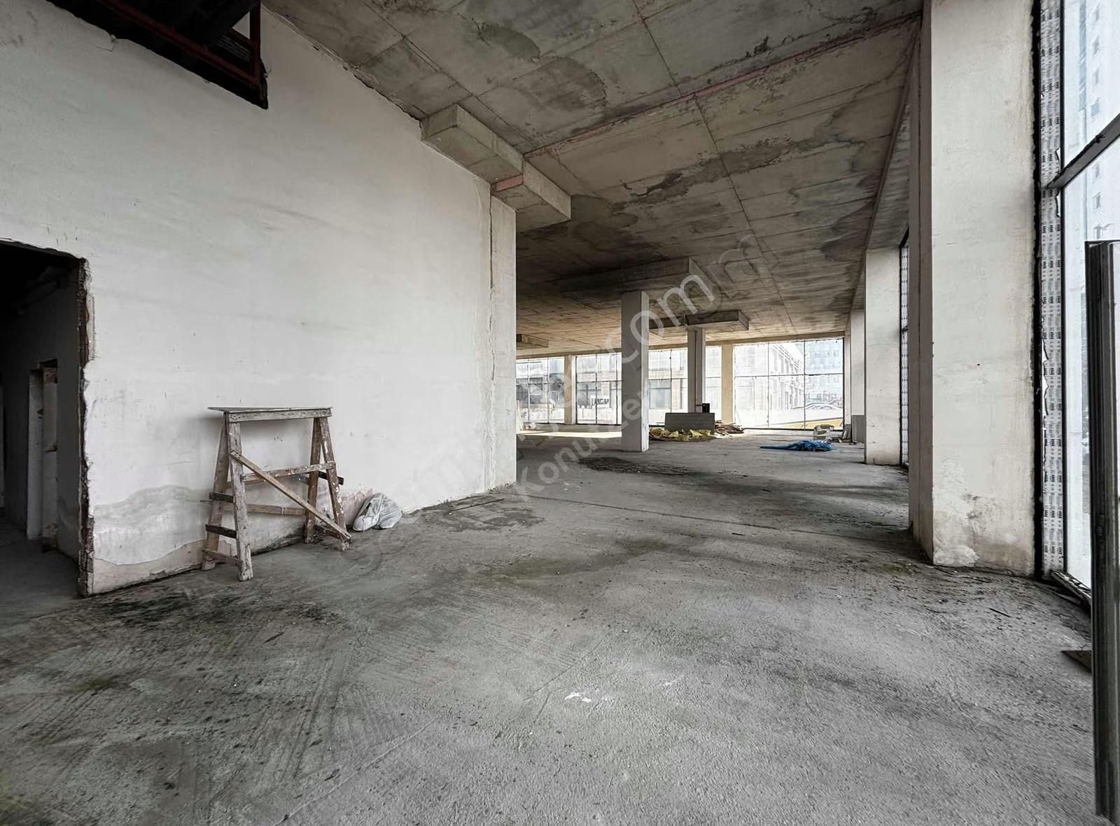 Çukurambarda 1000 M2 Satılık Dükkan - Görsel 21