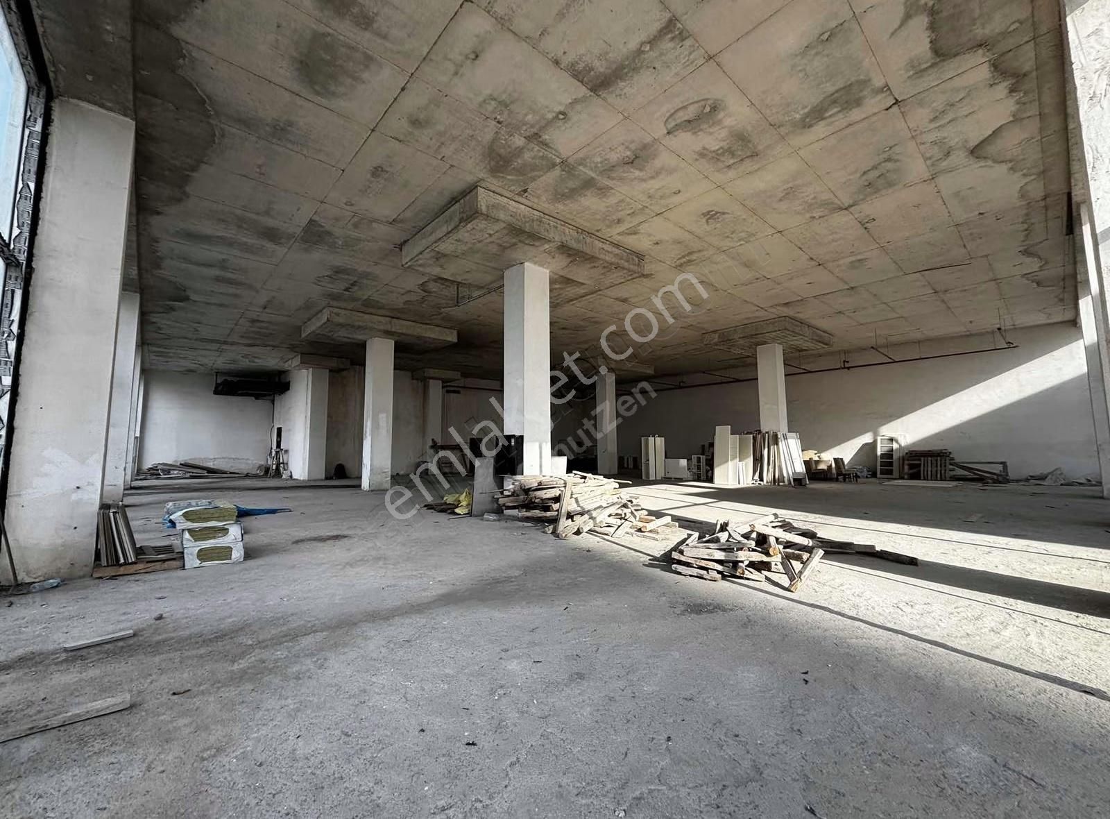 Çukurambarda 1000 M2 Satılık Dükkan - Görsel 7