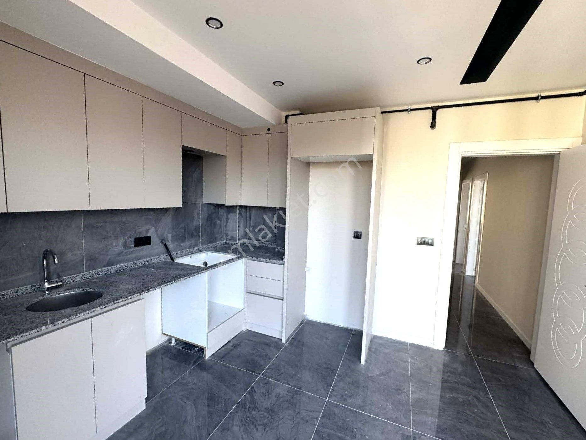 İlbade Mahallesinde 6 Dairelik Binada Son 1 Tane Yüksek Zemin Kat Daire 2.750.000 Tl Satılık - Görsel 5