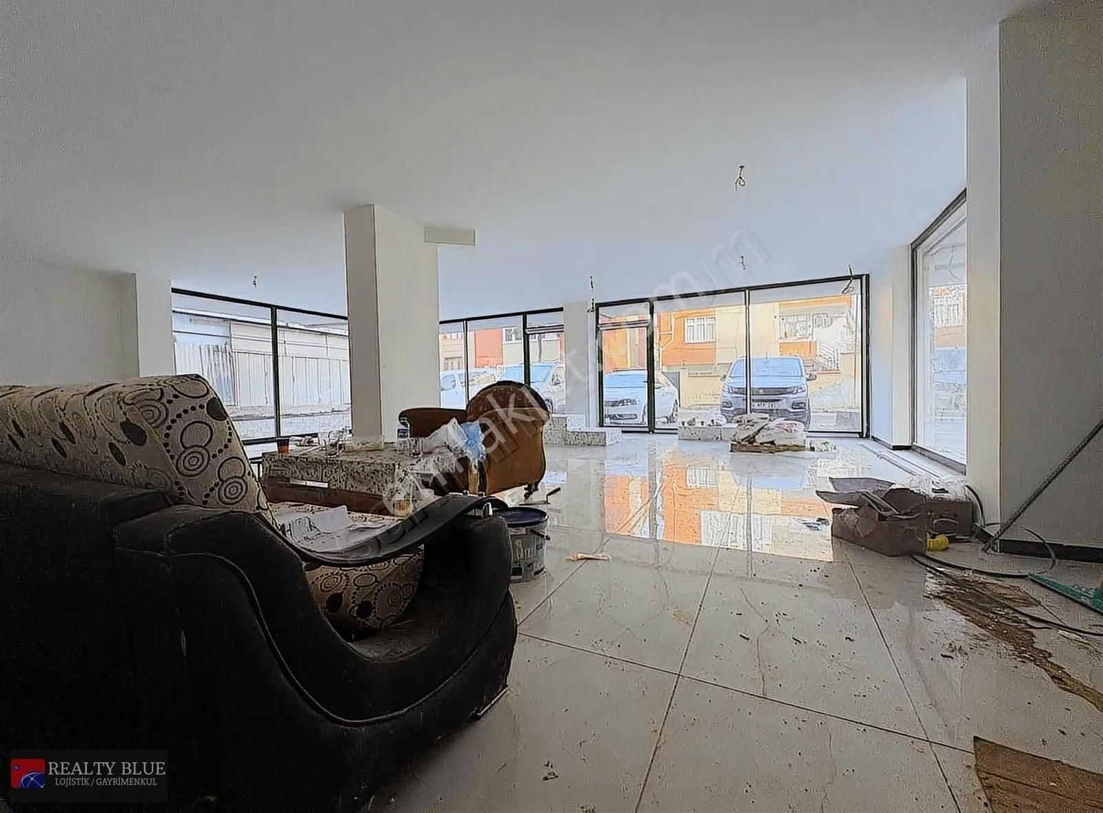 Sultanbeyli Mehmet Akif Mah Kiralık 180m Düz Giriş Dükkan - Görsel 11