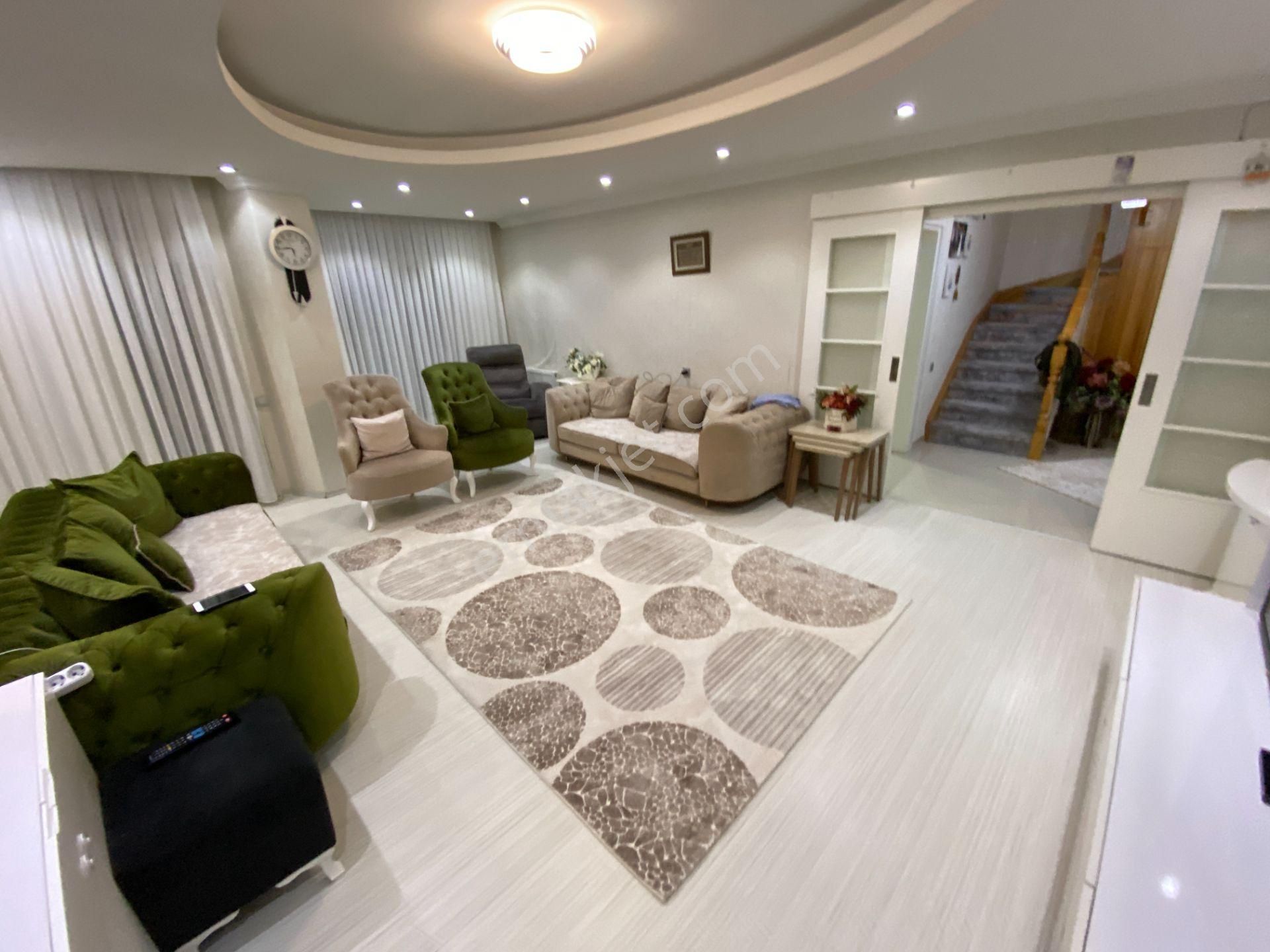 İçi Lüks Yapılı Çok Geniş Doğalgazlı Dubleks - Görsel 6