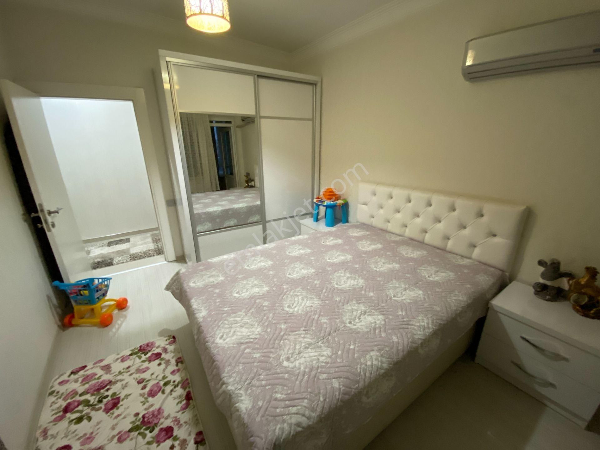 İçi Lüks Yapılı Çok Geniş Doğalgazlı Dubleks - Görsel 23