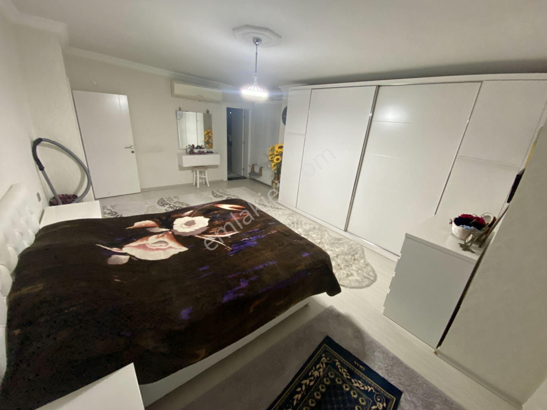 İçi Lüks Yapılı Çok Geniş Doğalgazlı Dubleks - Görsel 20