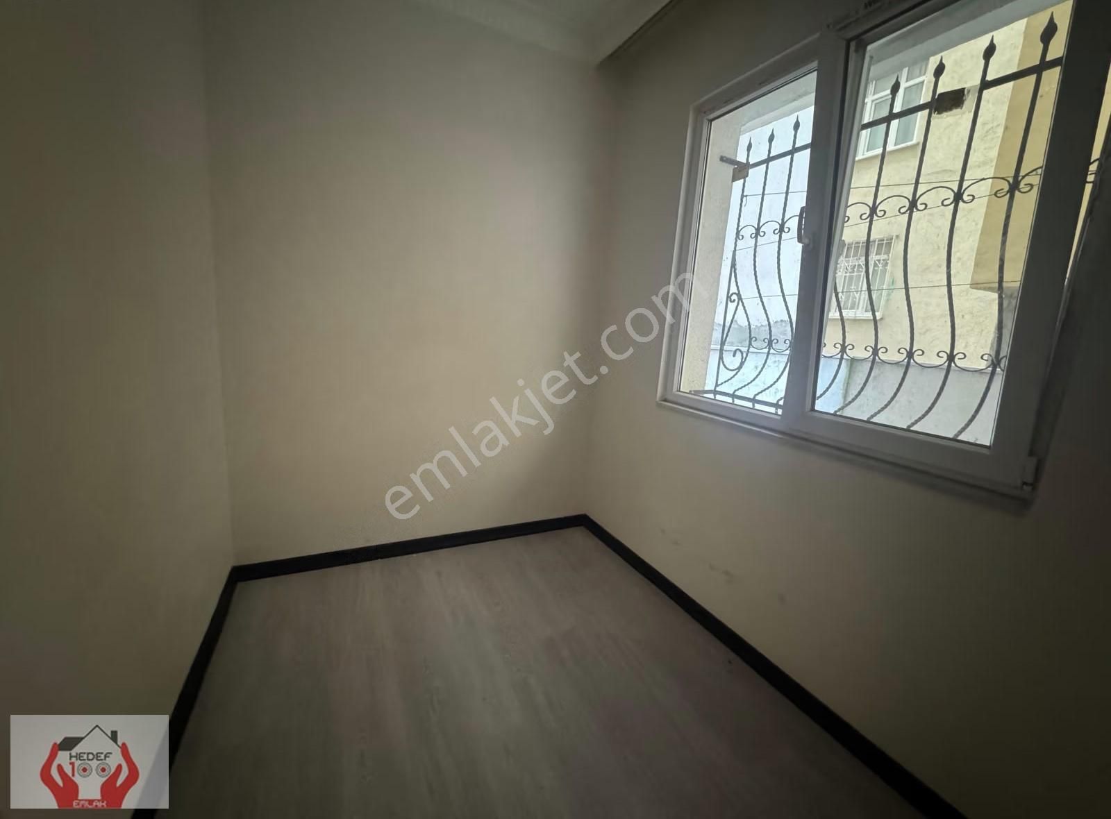 Esenyurt Aile Binasında Okula Komşu Bahçe Katı 2+1 Satılık Daire - Görsel 19
