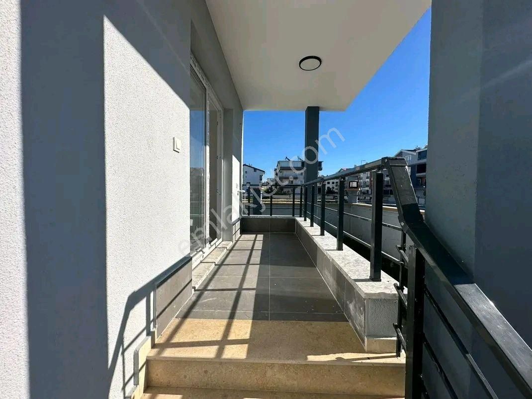 Didim Efeler Mahallesinde Satılık 1+1. Bahçeli Giriş Kat Daire Satıyoruz - Görsel 3