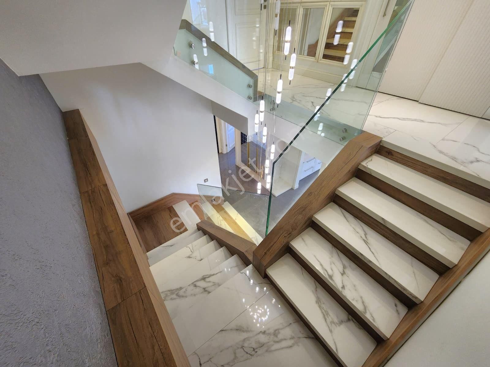 💥güre'de Denize Sıfır Muhteşem Mimarisi İle Göz Alıcı Havuzlu Site İçi 4+1 Ultra Lüks Satılık Villa - Görsel 21