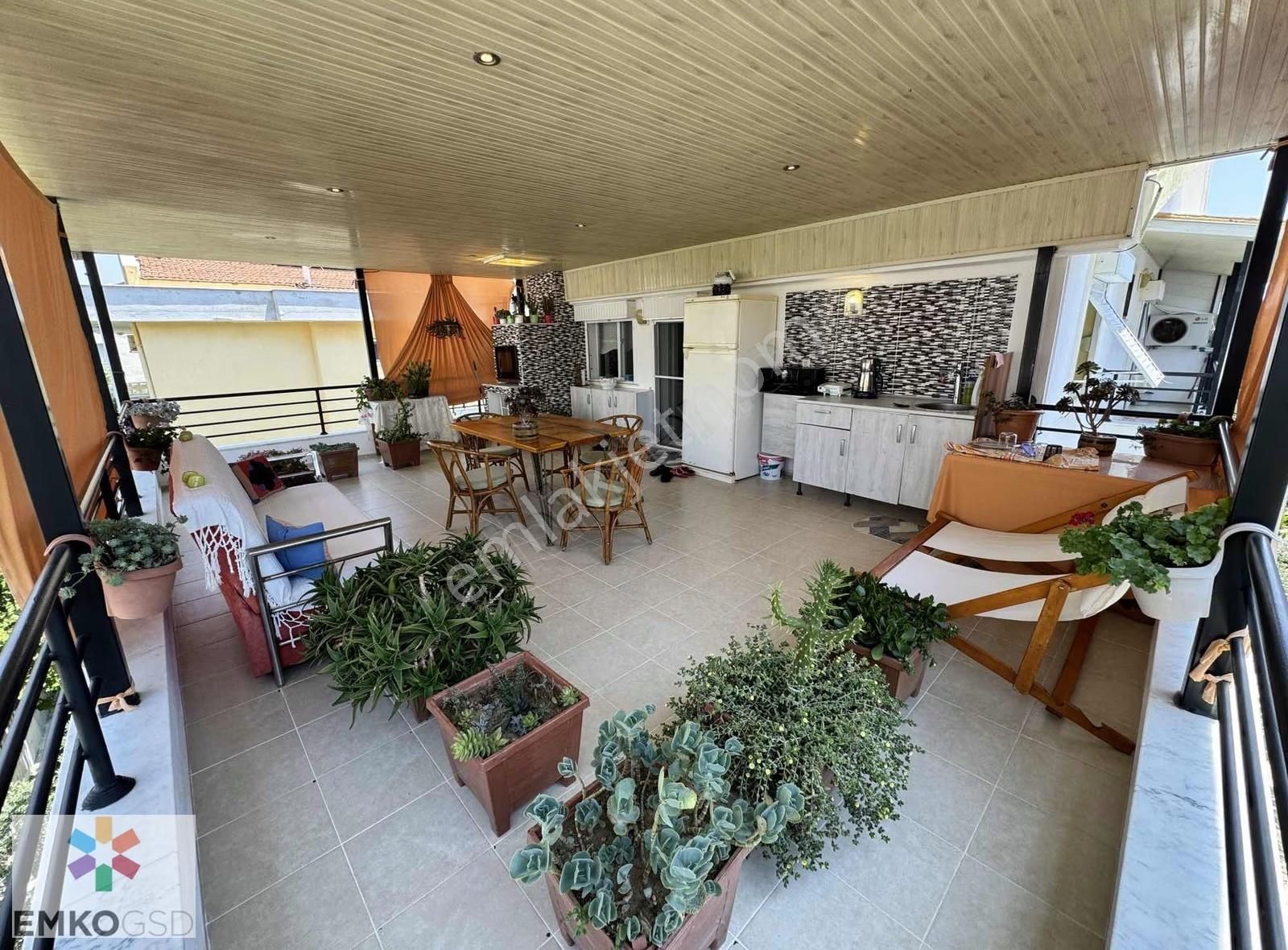 Emkogsd'den Keyifli Geniş Dubleks Denize Yürüme Mesafesinde - Görsel 21