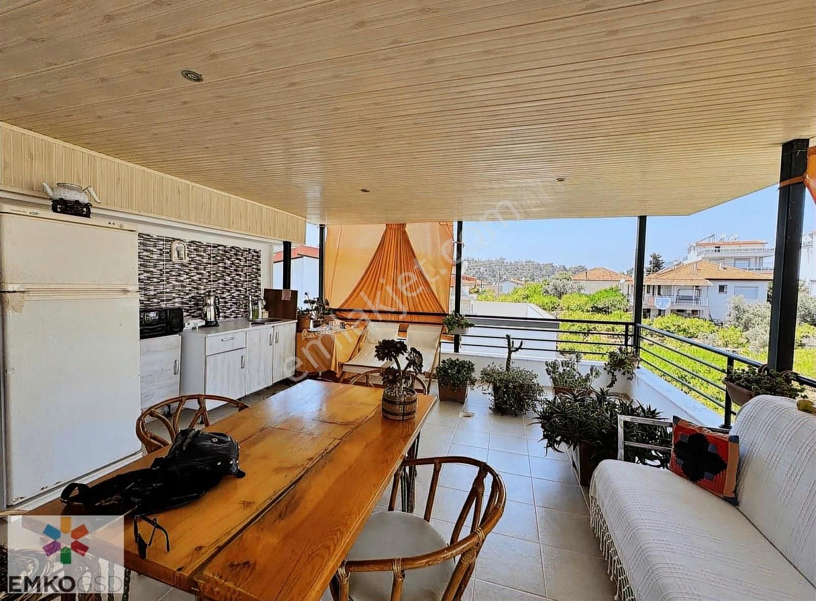 Emkogsd'den Keyifli Geniş Dubleks Denize Yürüme Mesafesinde - Görsel 33