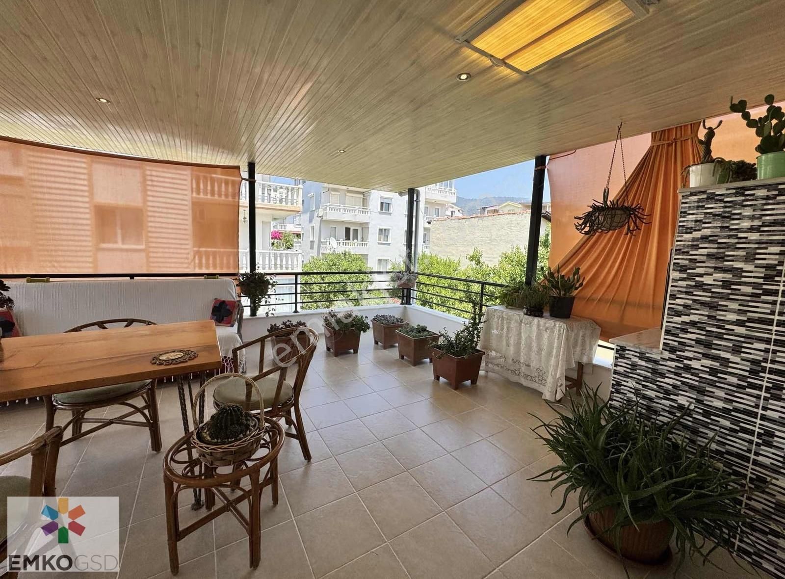 Emkogsd'den Keyifli Geniş Dubleks Denize Yürüme Mesafesinde - Görsel 15