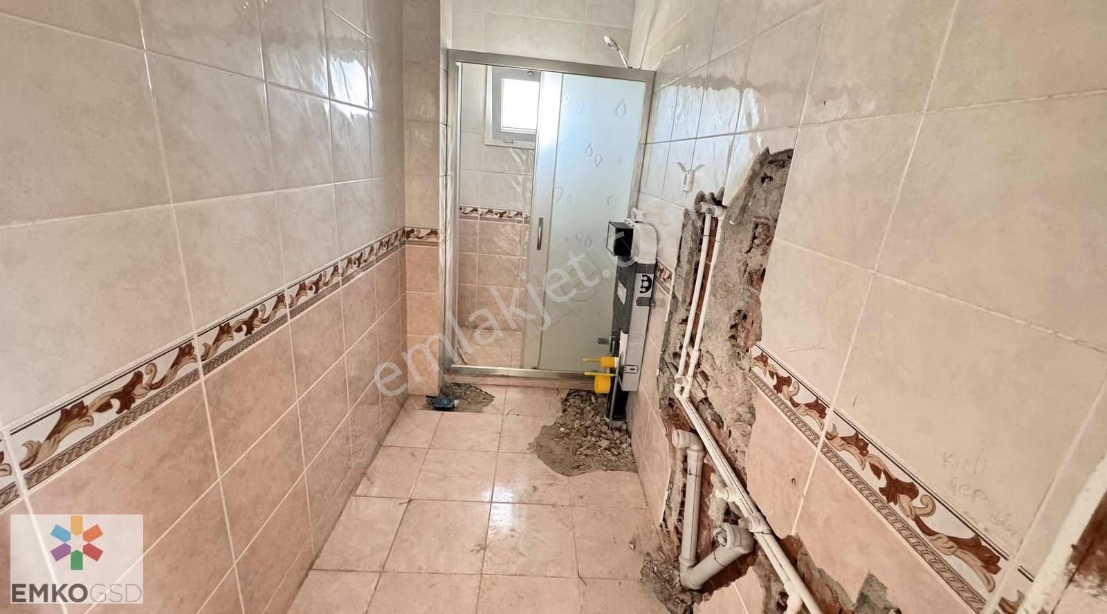 Gümüldür'de Denize 50m Satılık Fırsat Villa(yetkili Emko) - Görsel 3