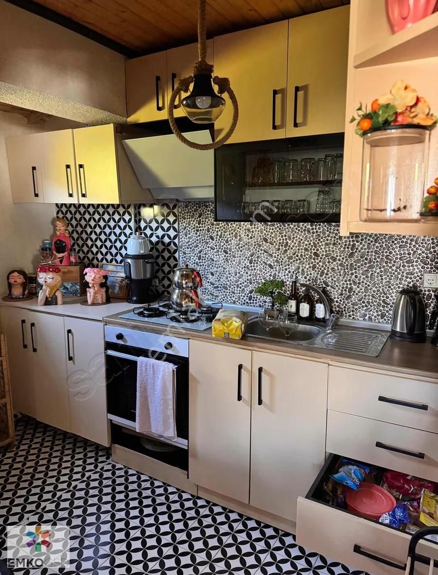 Emkodan 1 Dönüm Arazi İçinde Havuzlu Villa - Görsel 12