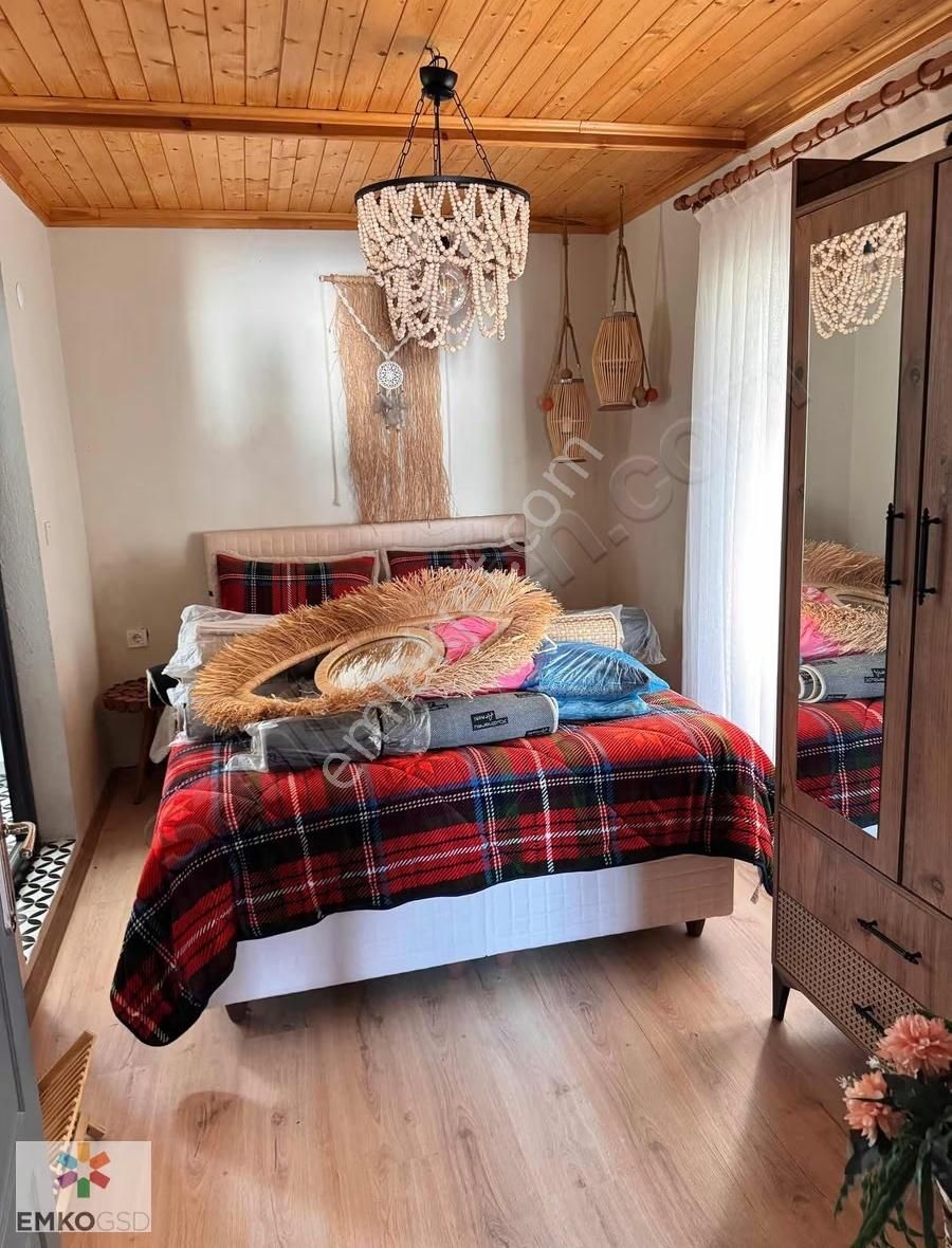 Emkodan 1 Dönüm Arazi İçinde Havuzlu Villa - Görsel 3