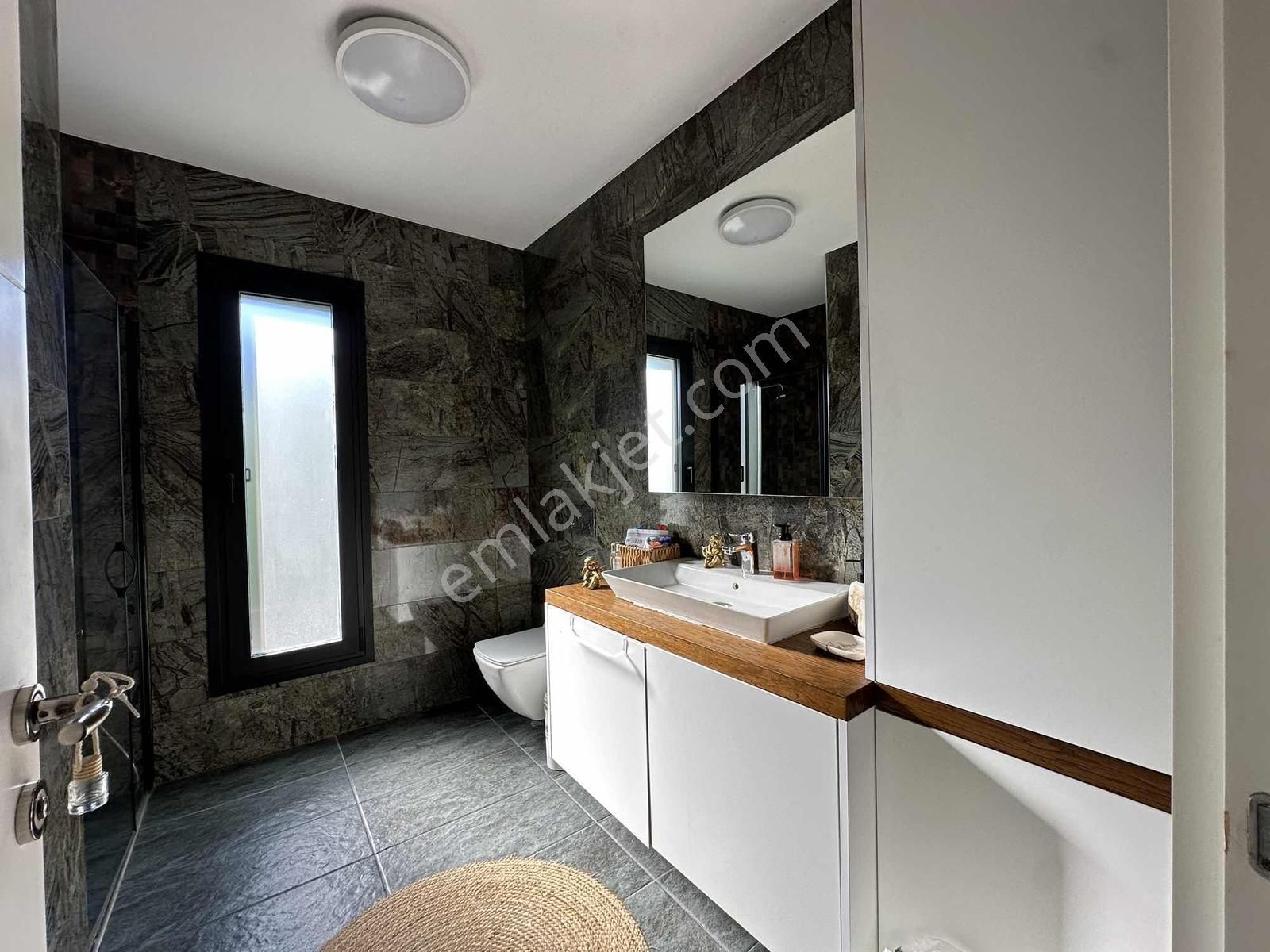 Torba.merkezi Konum Yıllık Kiralık Özel Havuzlu Villa - Görsel 7