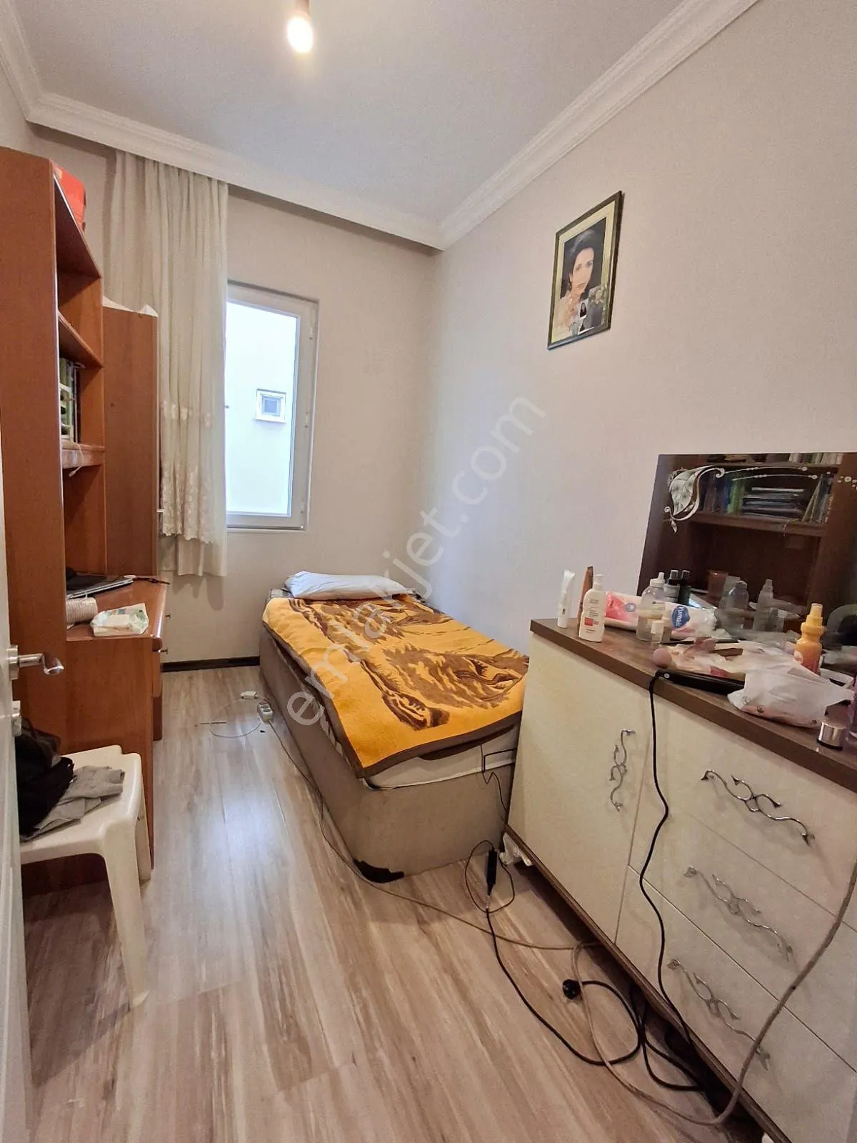 Acıll Satılık Tramvay Yakını Katta Yuksek Kredılı - Görsel 8