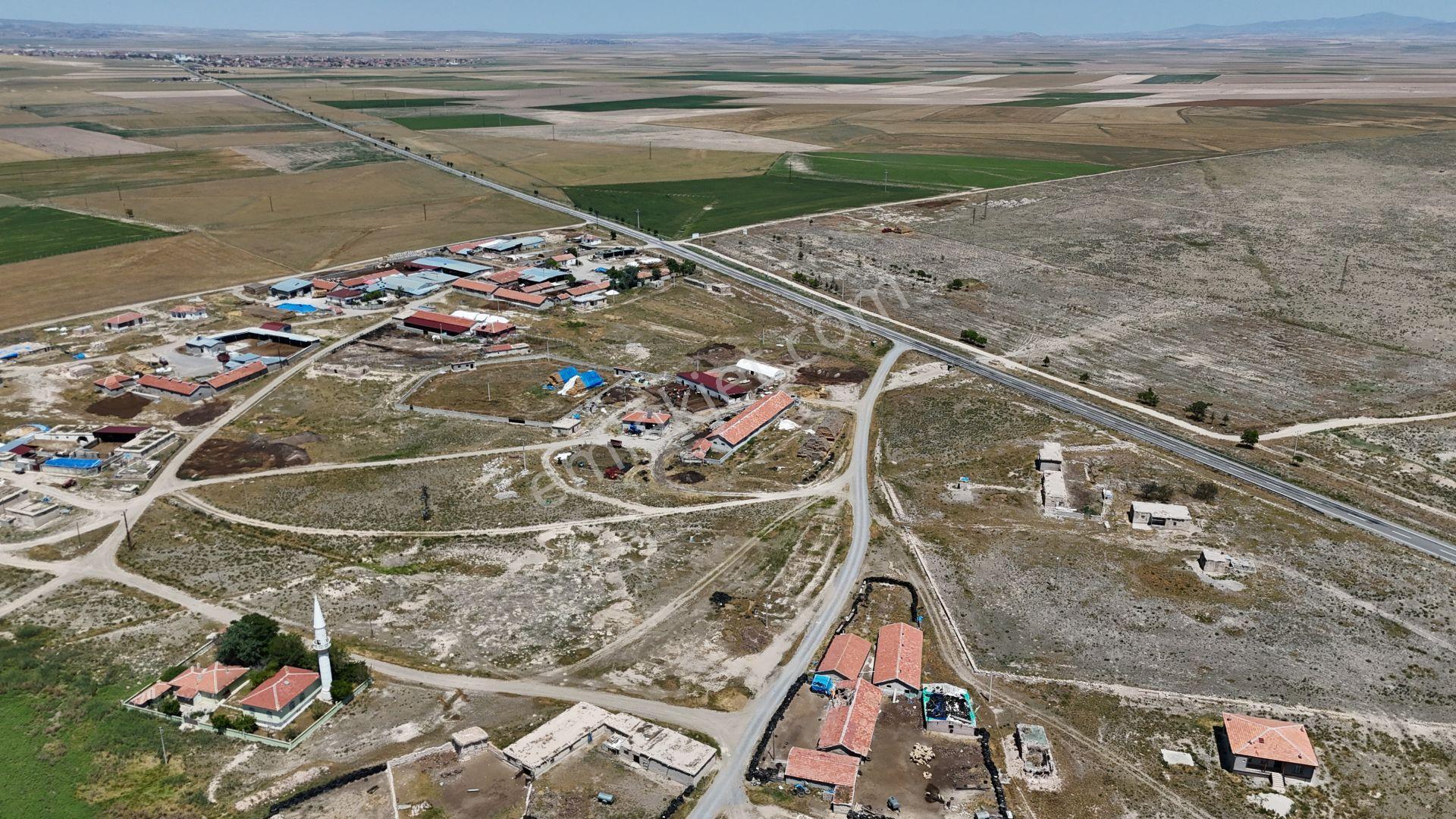 Konya / Cihanbeyli / Yeniceoba Mahallesinde 589 M² Müstakil Tapulu İmarlı Arsa - Görsel 8