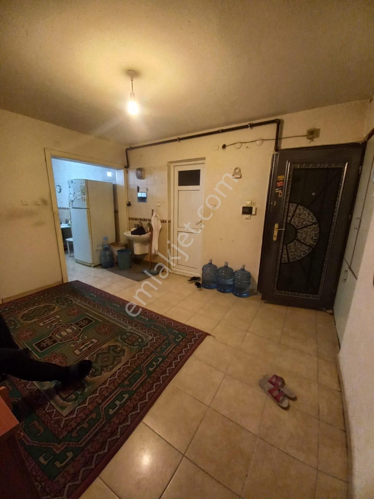 Denizli Pamukkale İstiklal Caddesinde Çınara Yakın Ekonomik Satılık Daire - Görsel 15